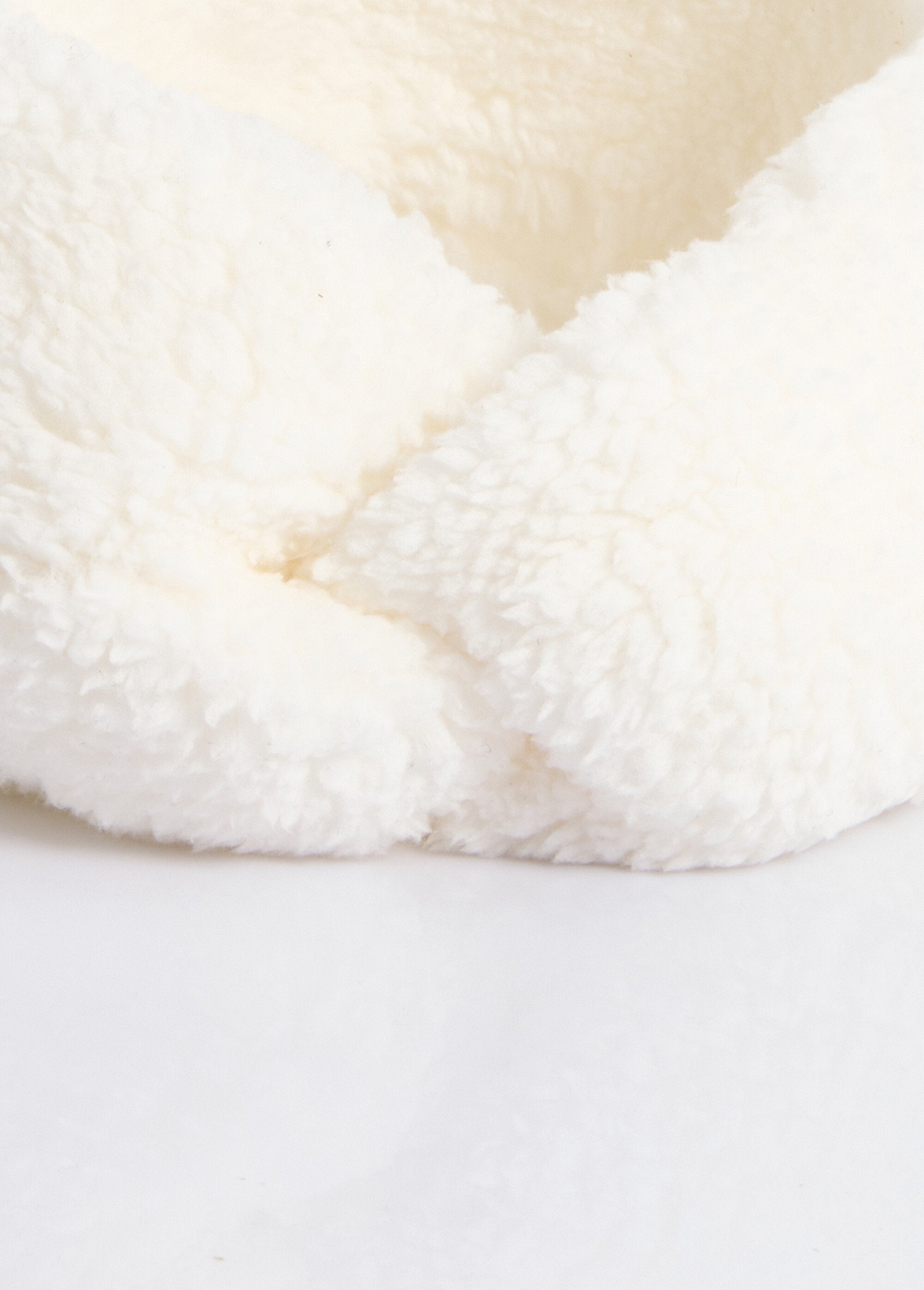 Diadema_cálida_de_polar,_estilo_sherpa_liso_Blanco,_Blanca_DE1_slim
