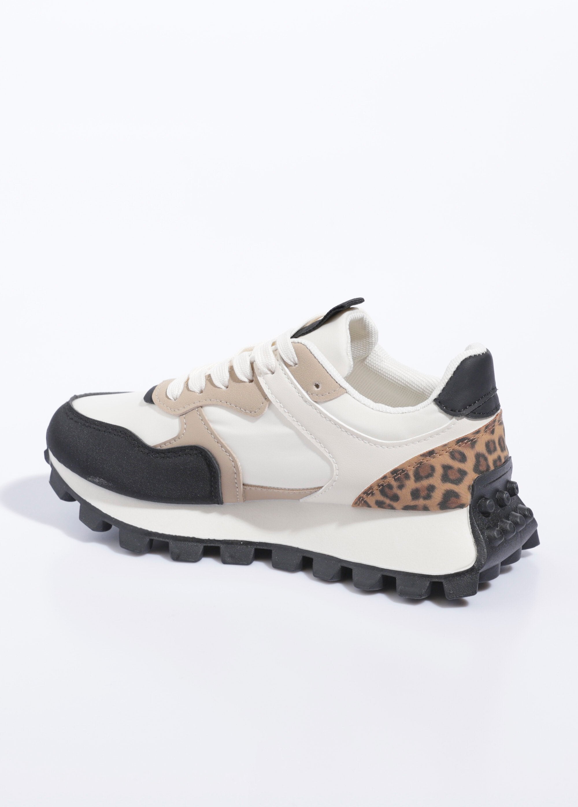 Zapatillas_multimaterial_con_suela_dentada_Leopardo_DO1_slim