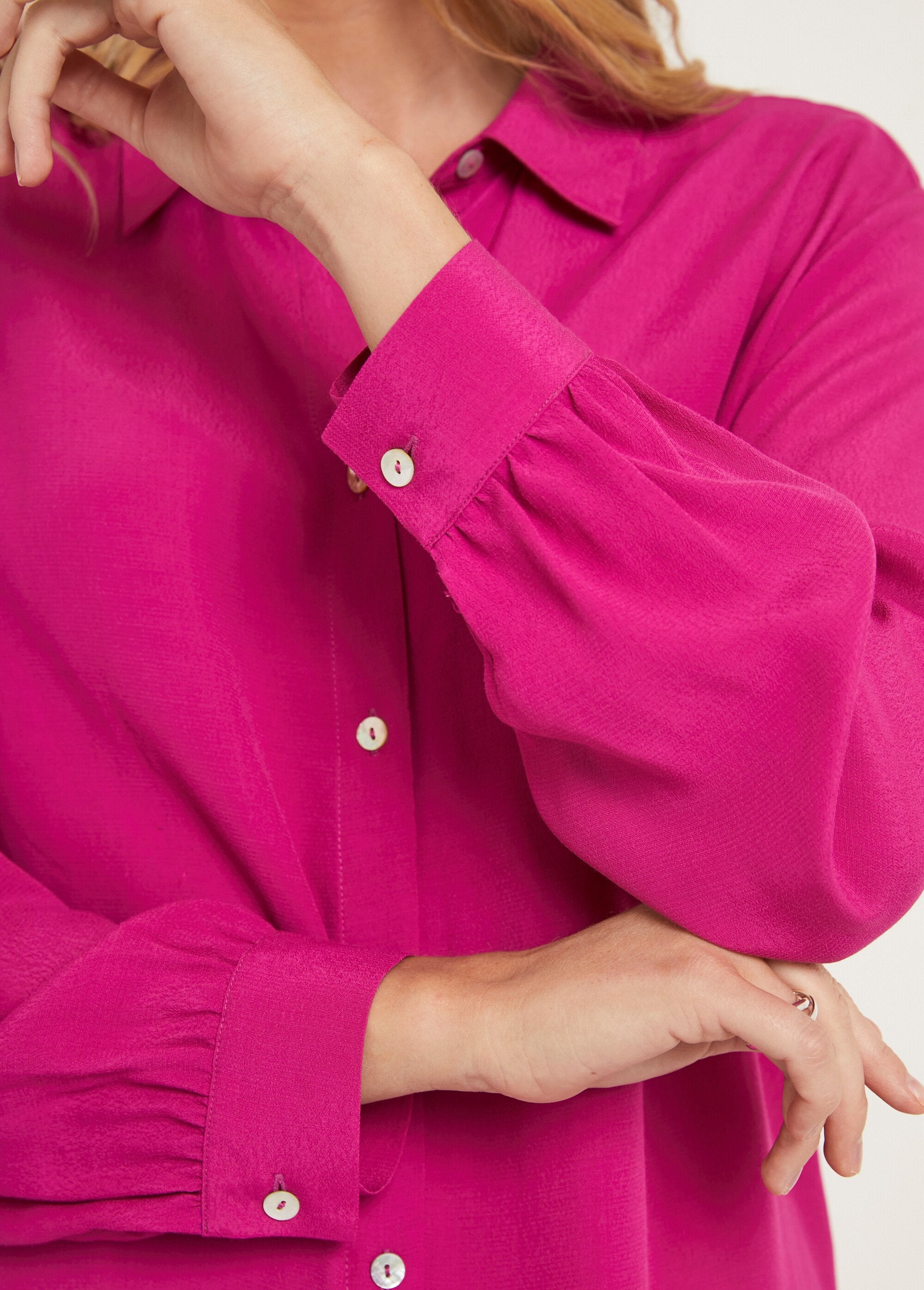 Blusa_larga_abotonada_con_estampado_de_cebra_Rosa_DE2_slim