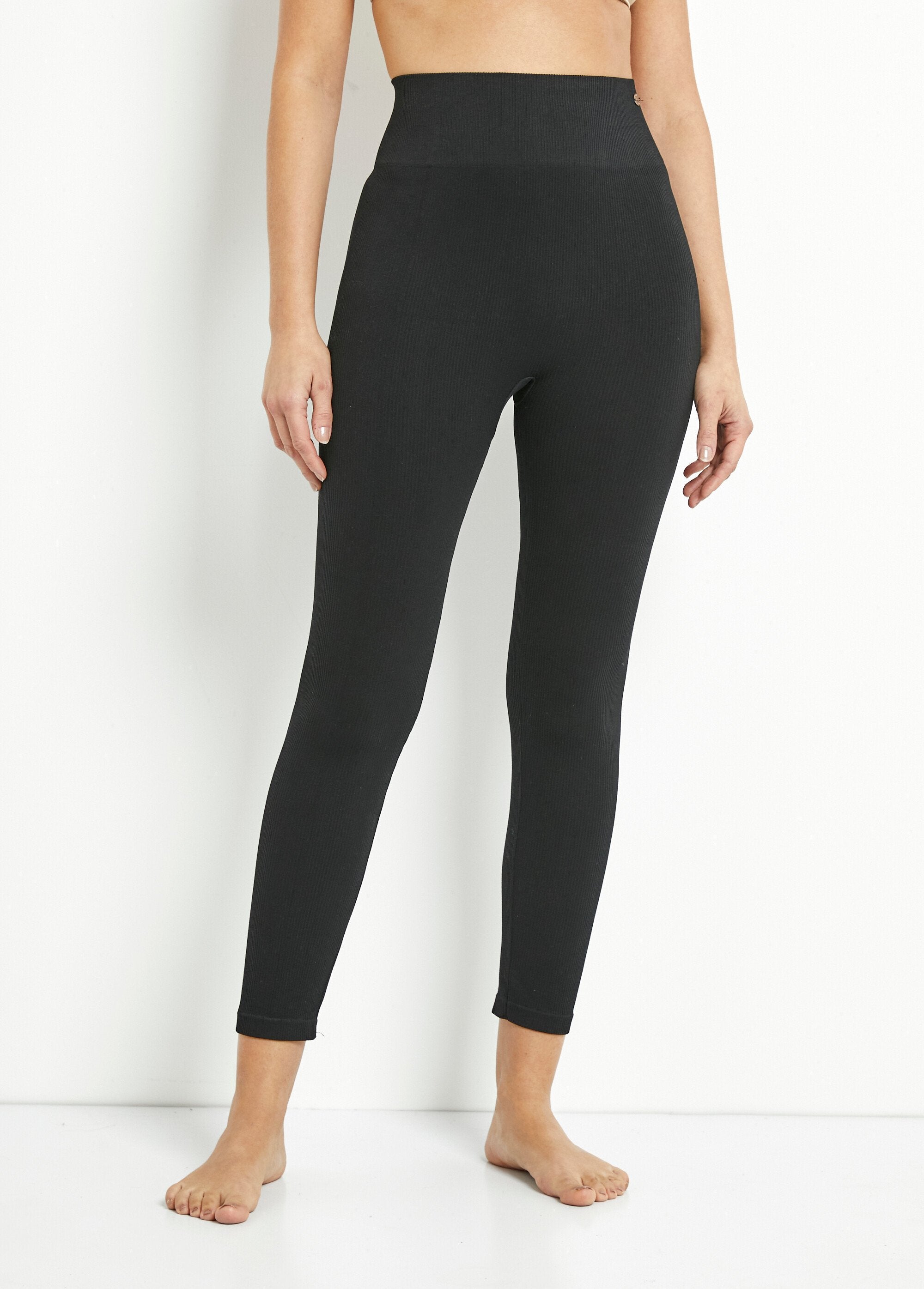 Leggings_elásticos_Negro_FA1_slim