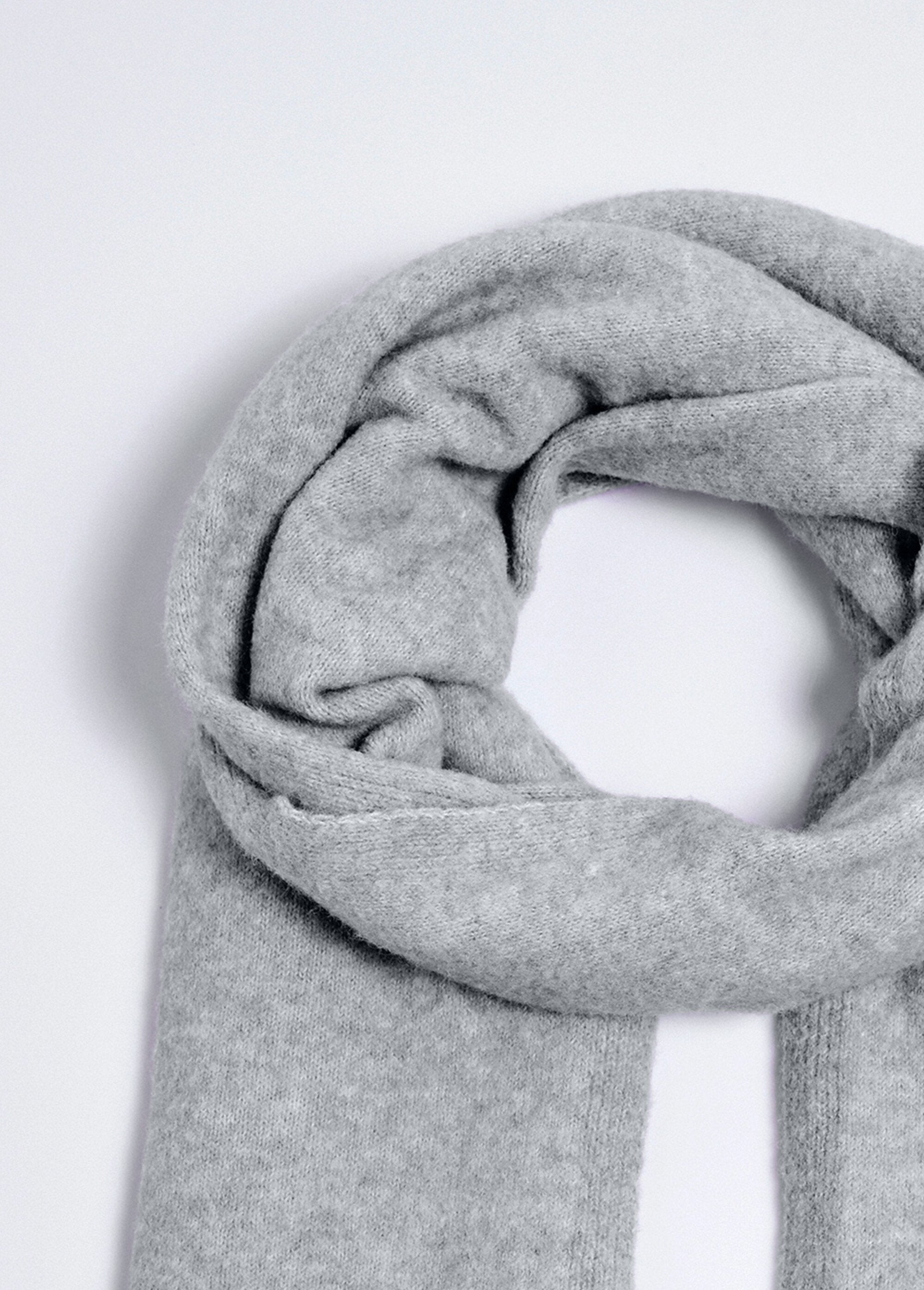 Bufanda_de_punto_cálida_con_lana_Gris_jaspeado_DE1_slim