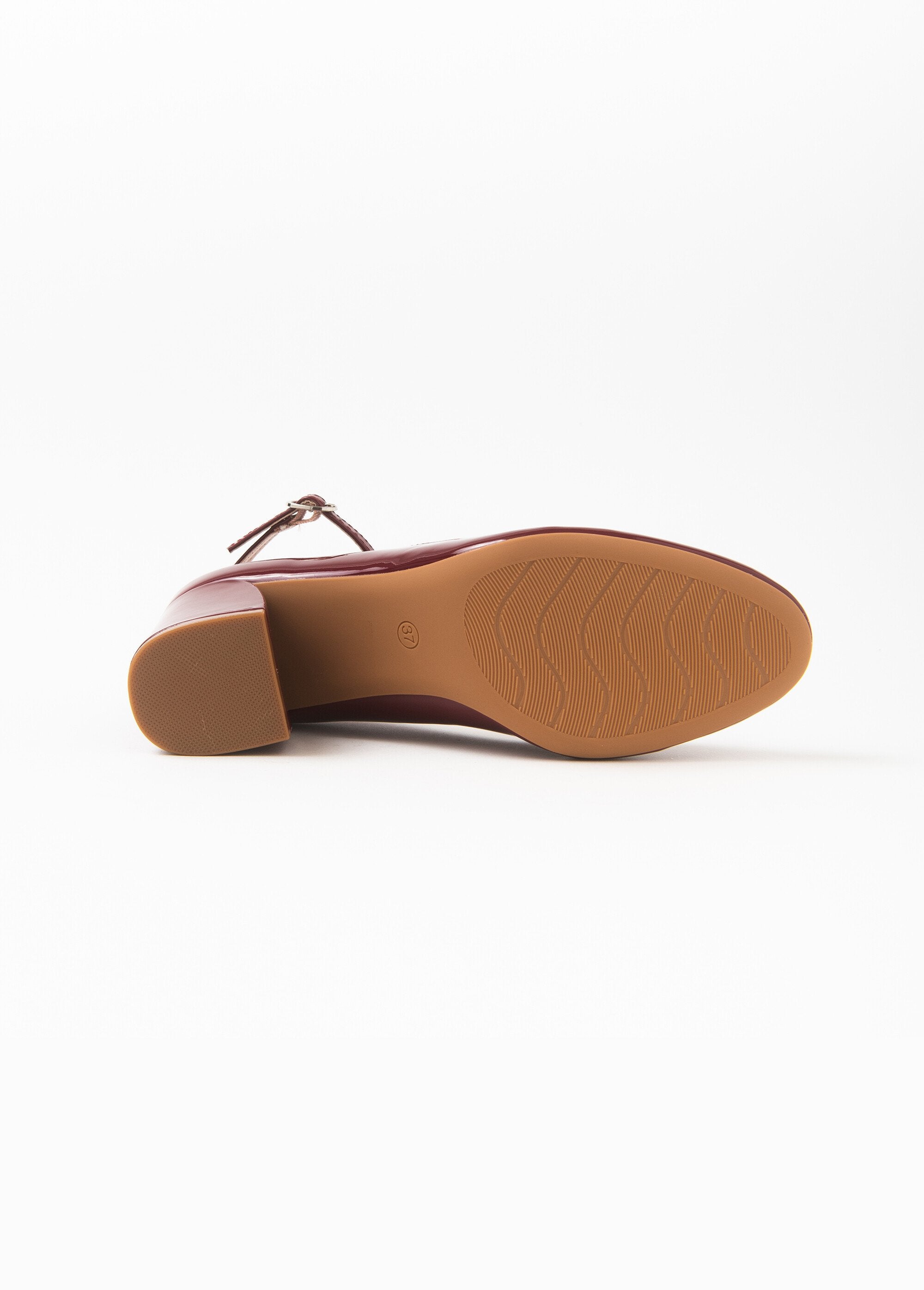 Bombas_de_charol_con_correa_en_el_tobillo_Barniz_burdeos_UN1_slim