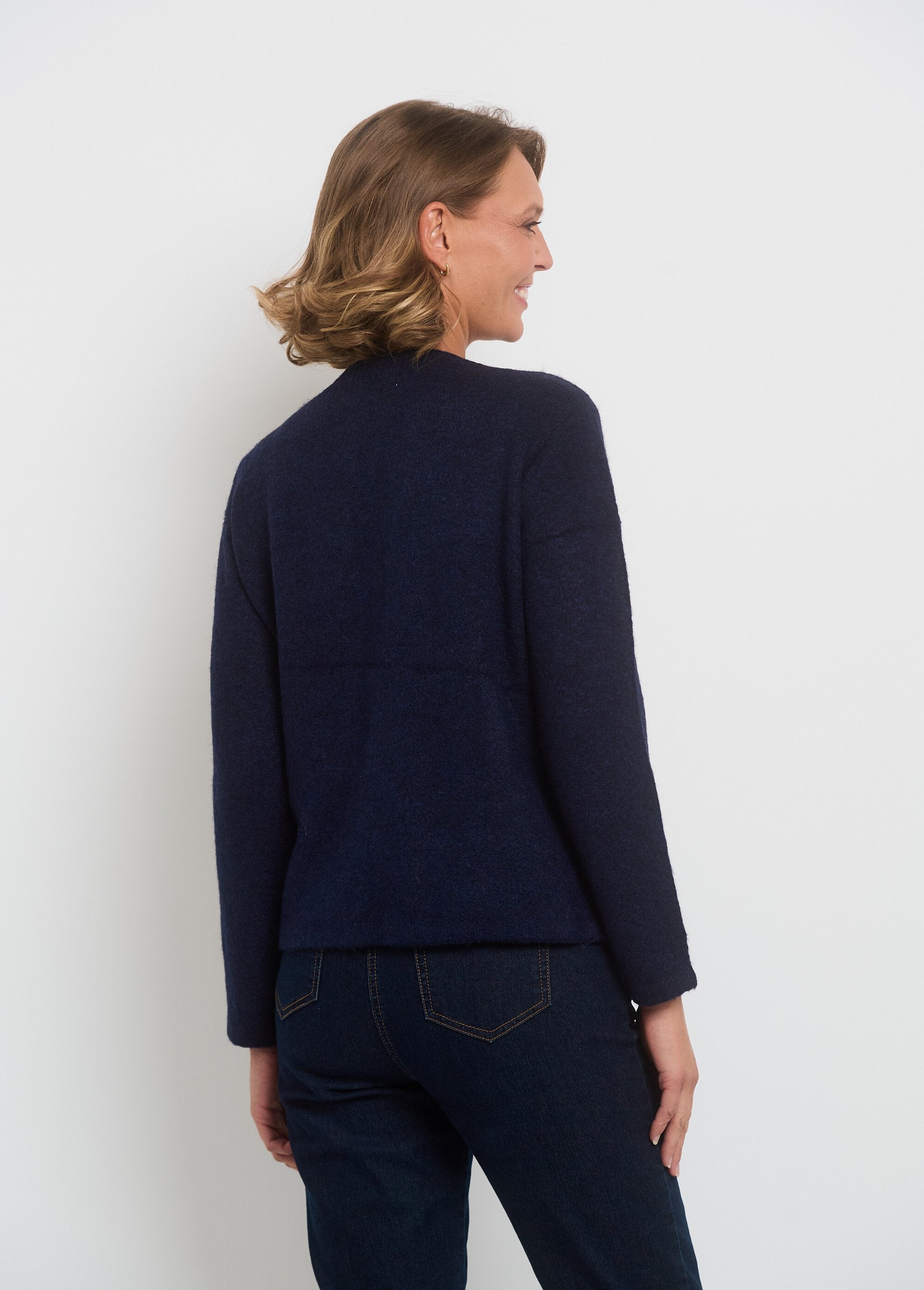 Cálido_cárdigan_con_motivos_de_apliques_Marina_DO1_slim