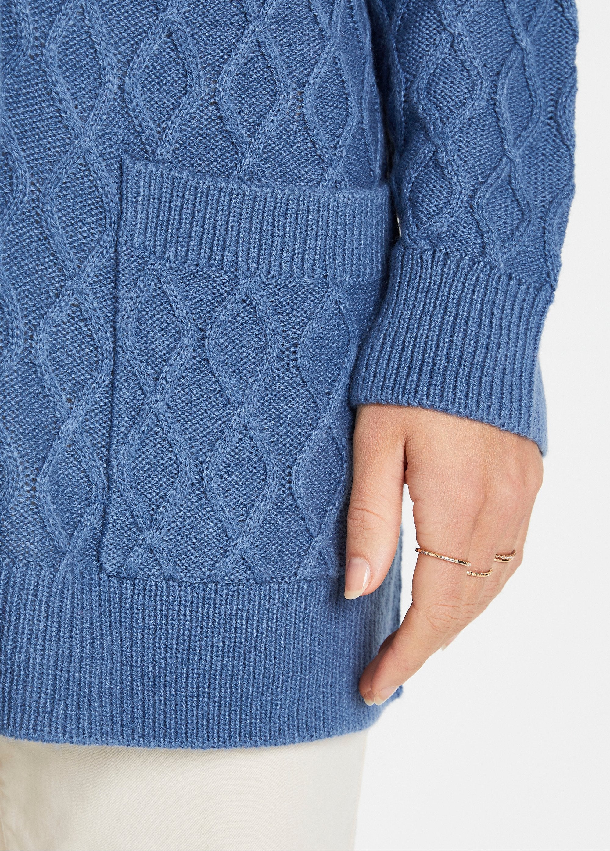 Rebeca_larga_abotonada_con_cuello_en_V_Azul_DE2_slim