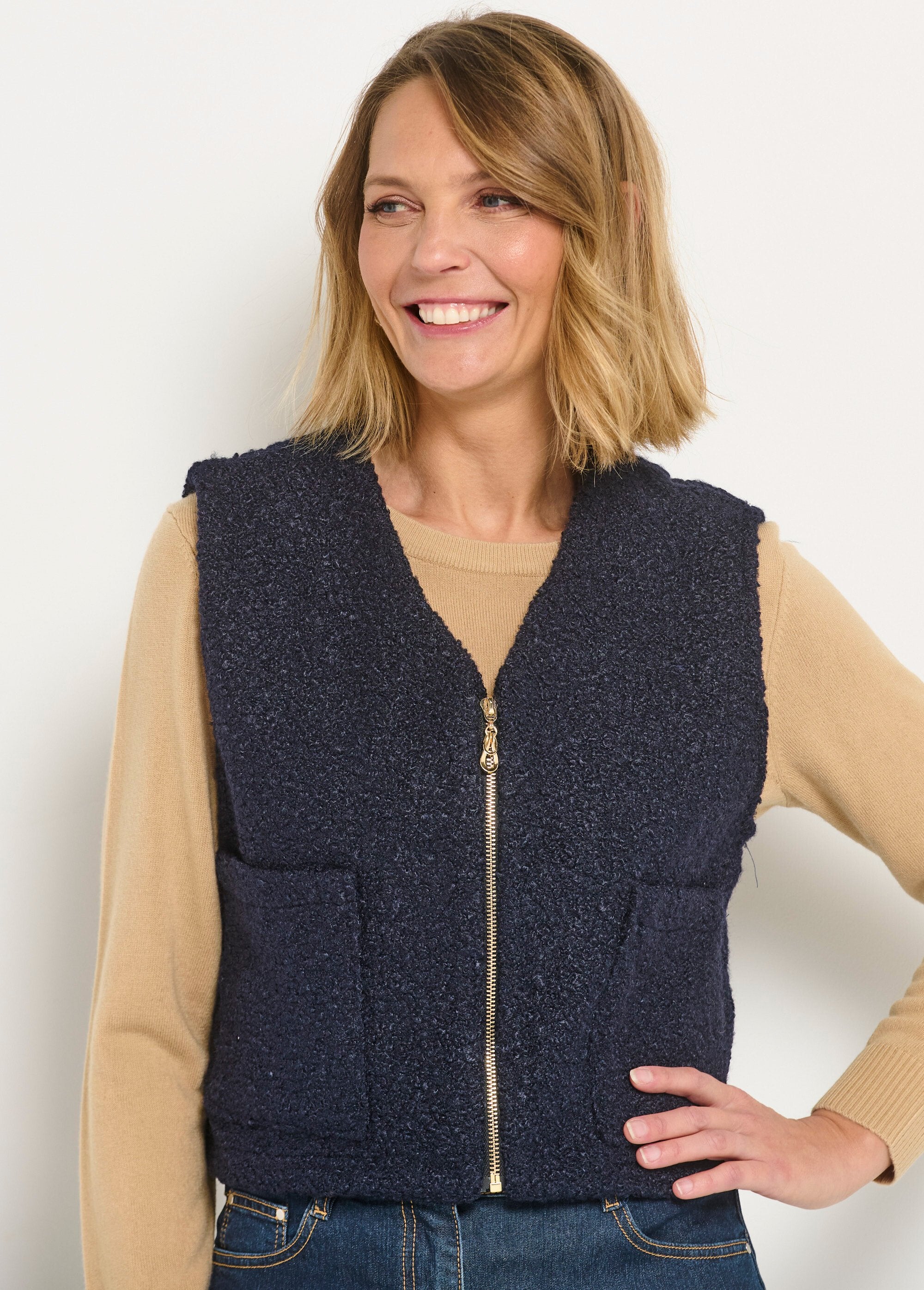 Chaleco_sin_mangas_con_cremallera_y_tacto_de_lana_Marina_DE1_slim