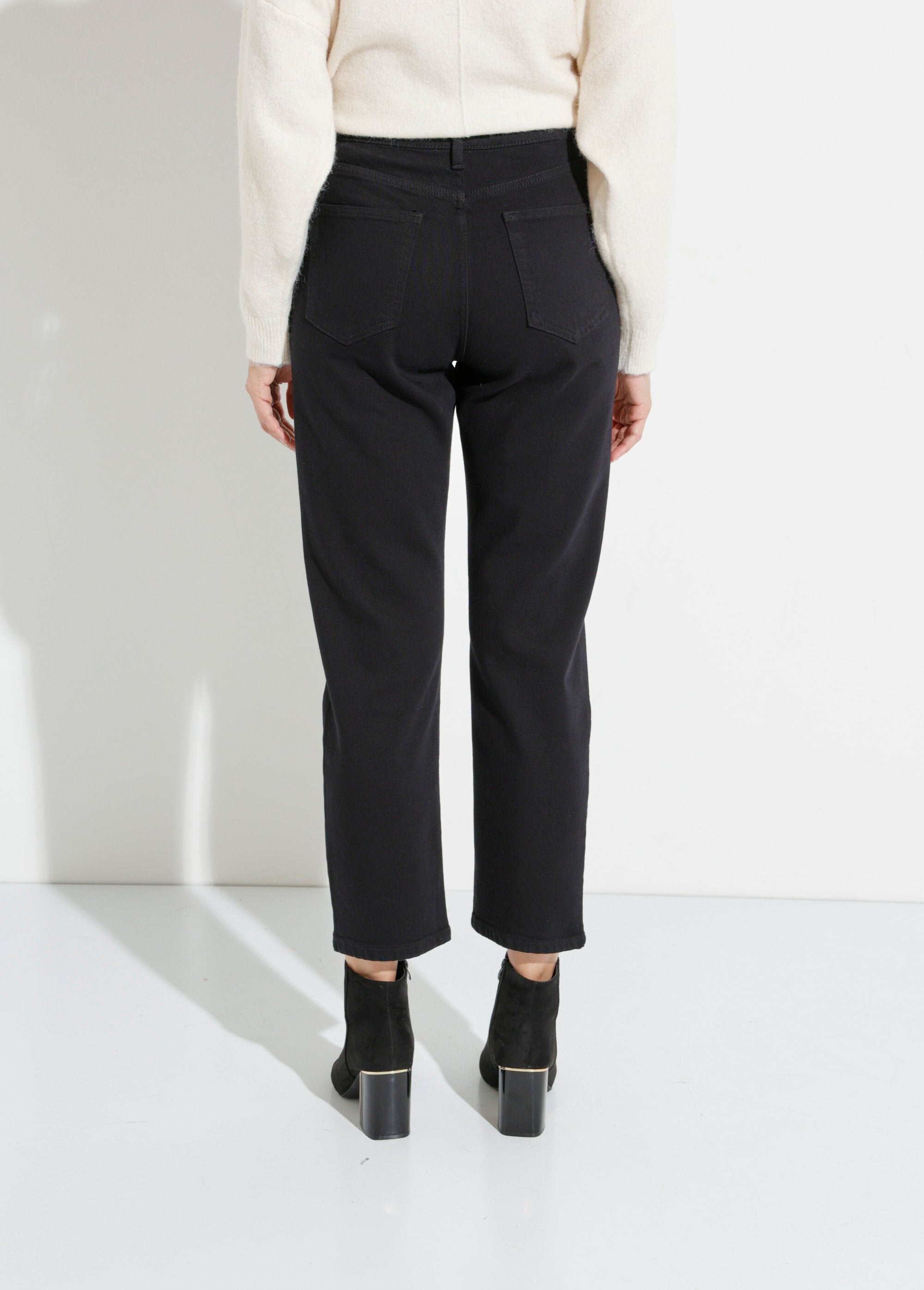 Jeans_mom_de_mezclilla,_especial_TALLA_GRANDE_Negro_DO1_slim