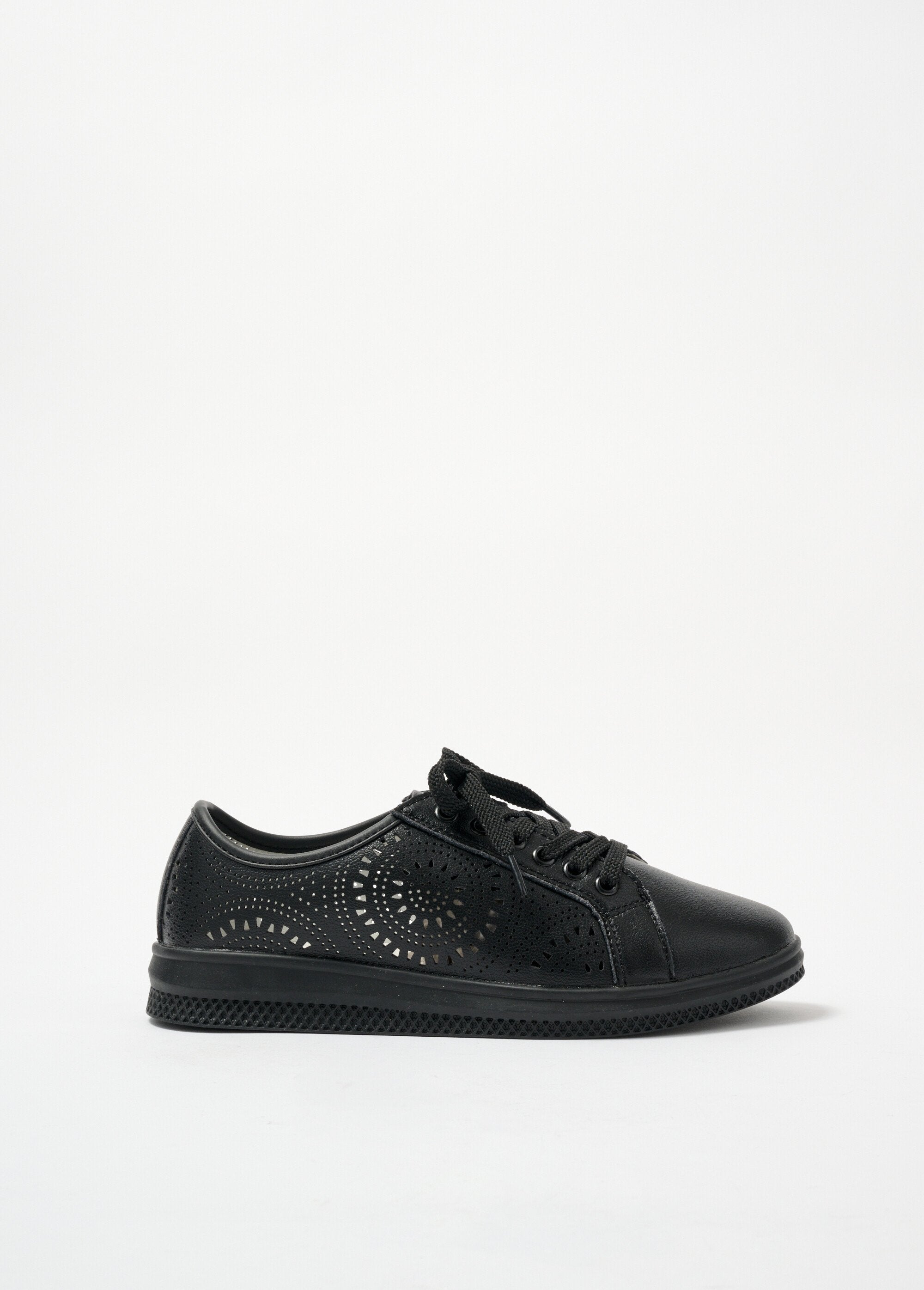 Zapatillas_con_detalles_perforados_Negro_DR1_slim