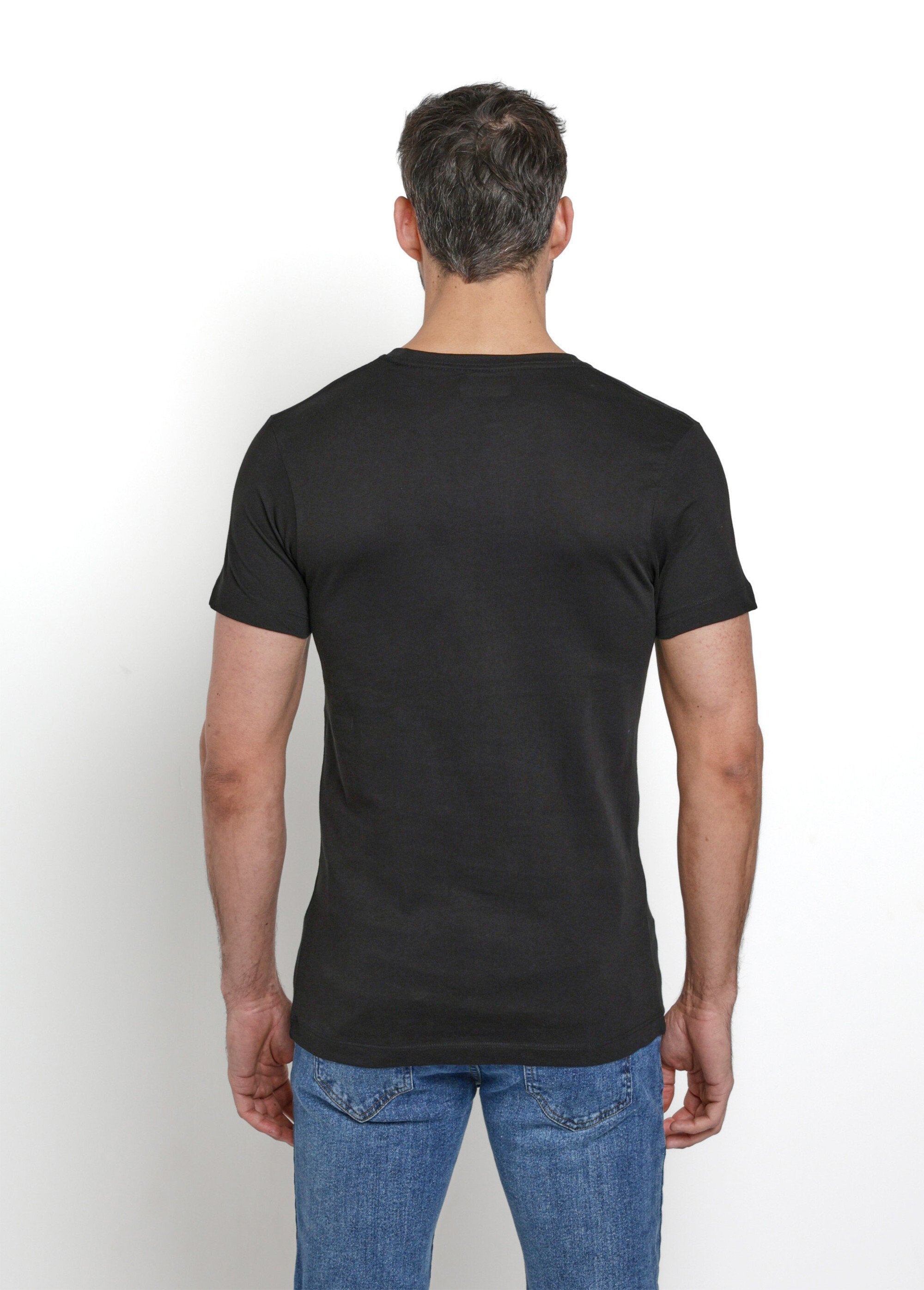 Camiseta_de_manga_corta_con_cuello_redondo_Negro_DO1_slim