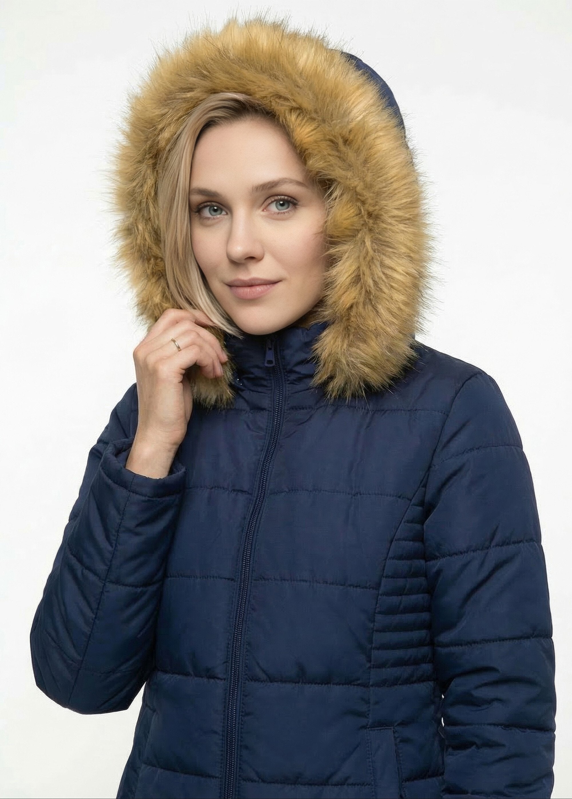 Parka_acolchada_con_capucha_de_piel_Marina_DE1_slim