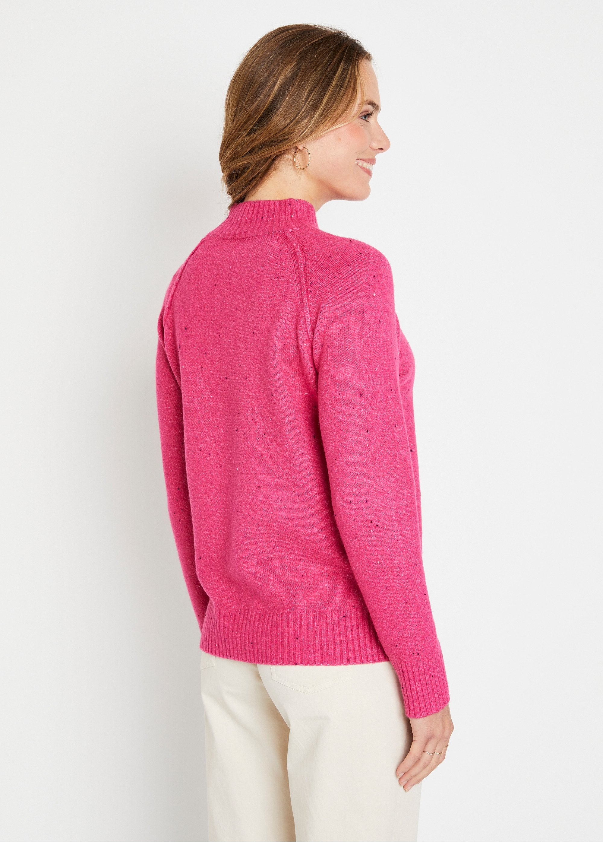 Cálido_jersey_de_raglán_con_cuello_alto_jaspeado_Fucsia_DO1_slim