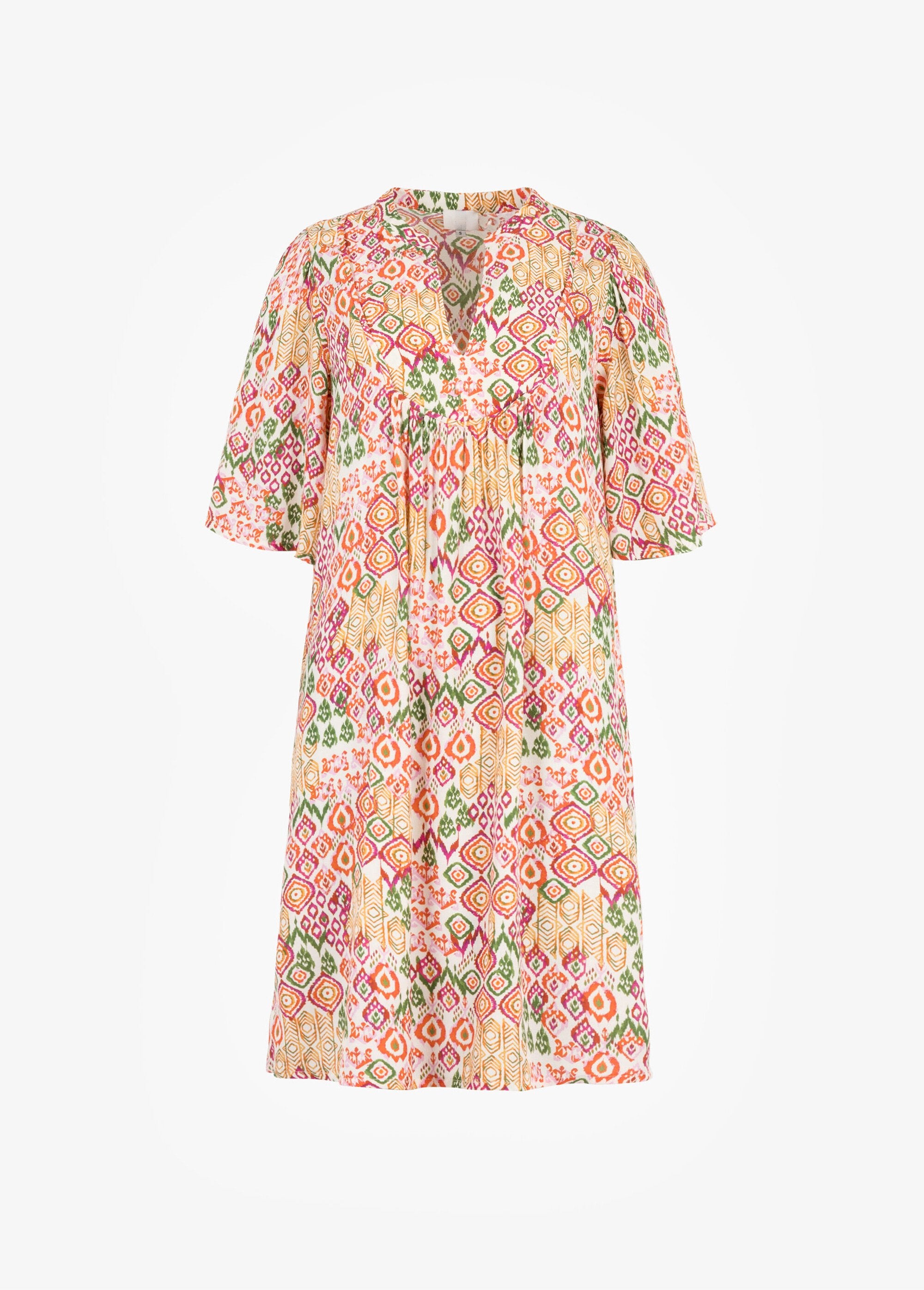 Vestido_fluido_estampado_étnico_con_escote_en_pico_Estampado_rojo_AP1_slim