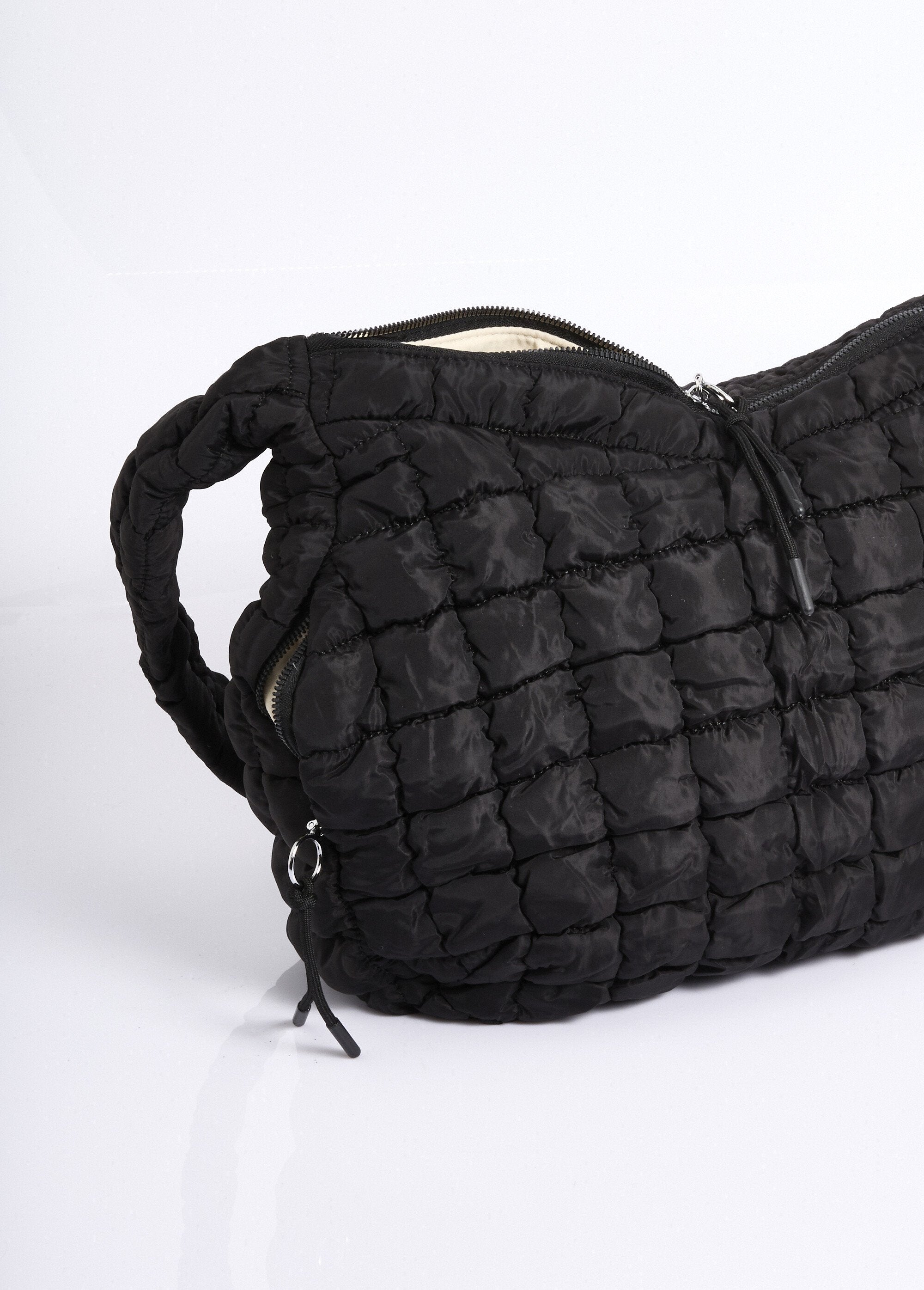 Bolso_de_hombro_acolchado_con_cremallera_Negro_DE1_slim