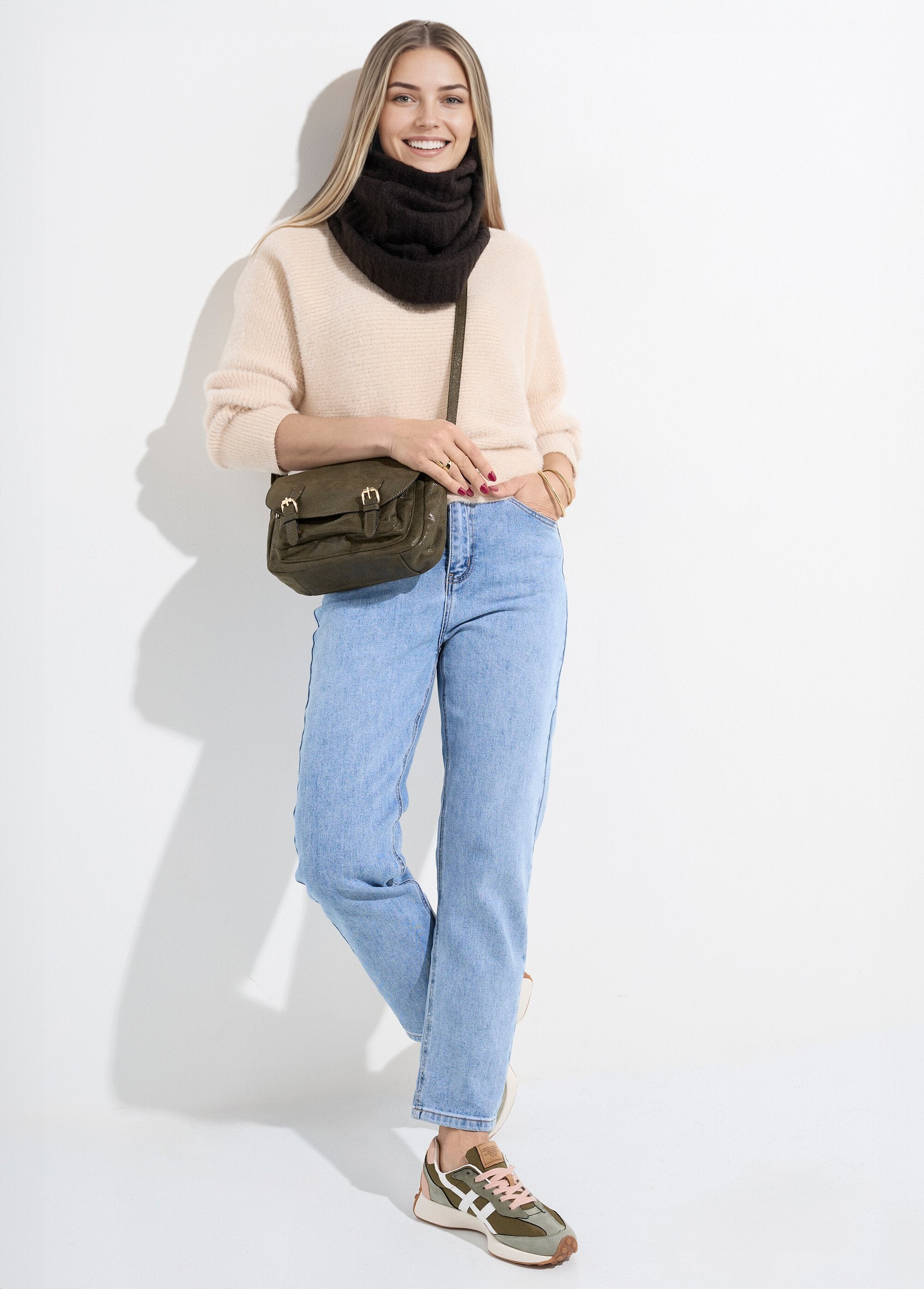 Calentador_de_cuello_tipo_redecilla_de_punto_esponjoso_Negro_SF1_slim