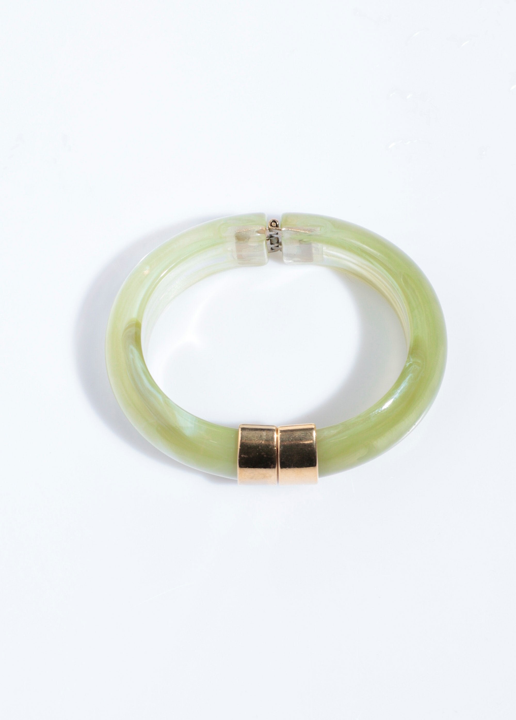 Bracelet_semi_rigide_marbré_et_inox_Vert_DE1_slim