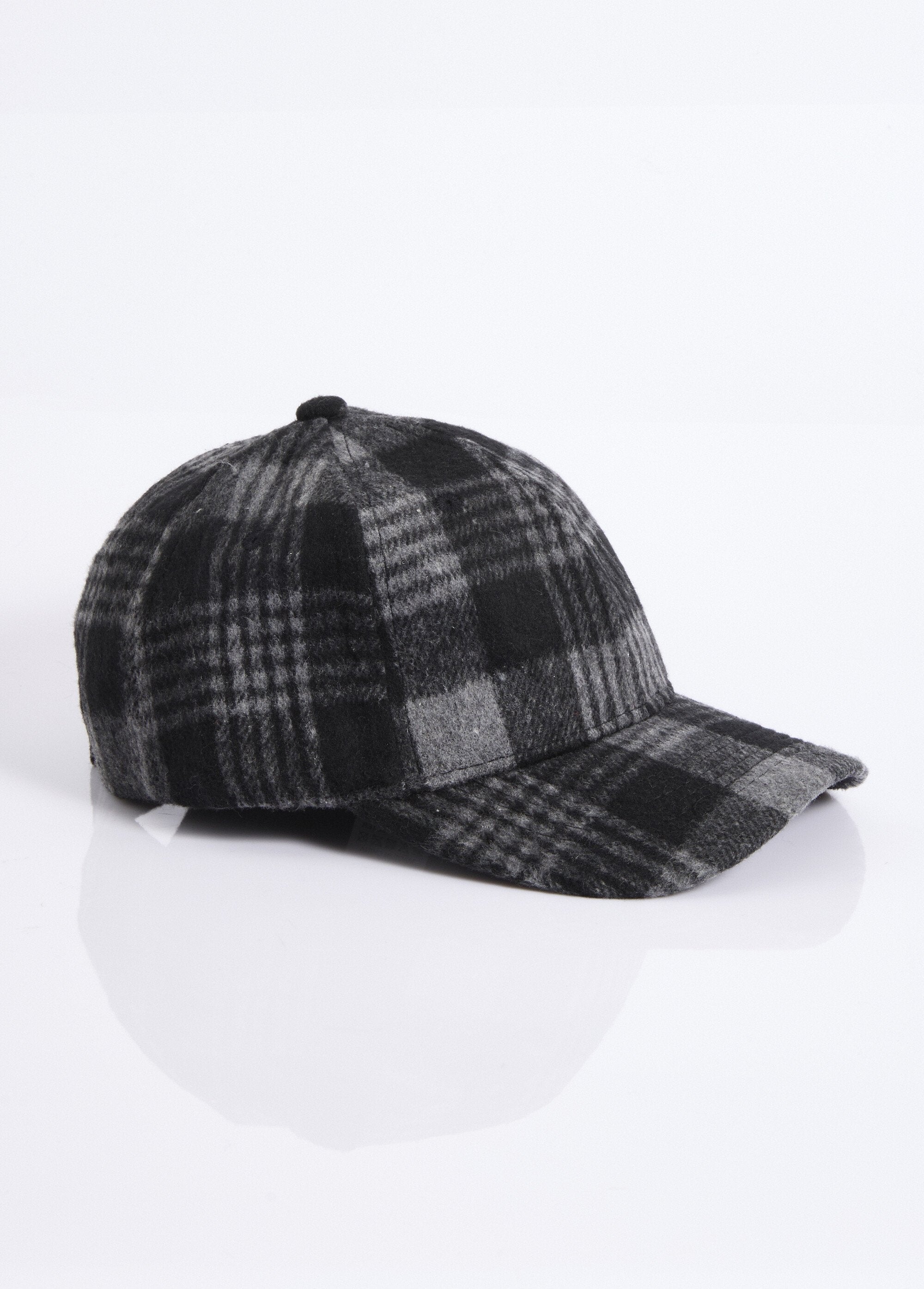 Gorra_a_cuadros_con_efecto_lana_Negro_FA1_slim