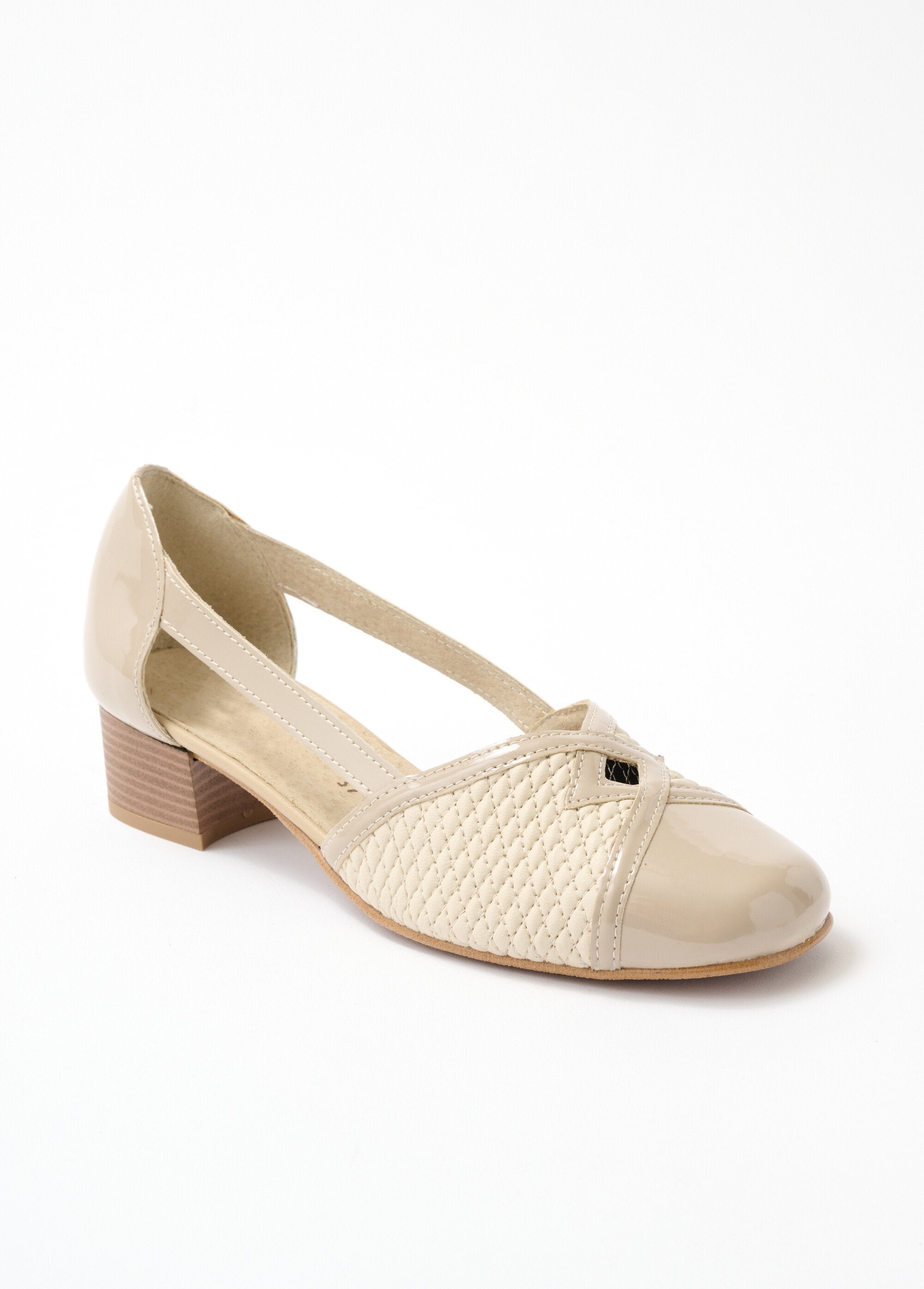 Zapatos_de_salón_de_piel_cómodos_para_pies_sensibles_Beige_FA1_slim