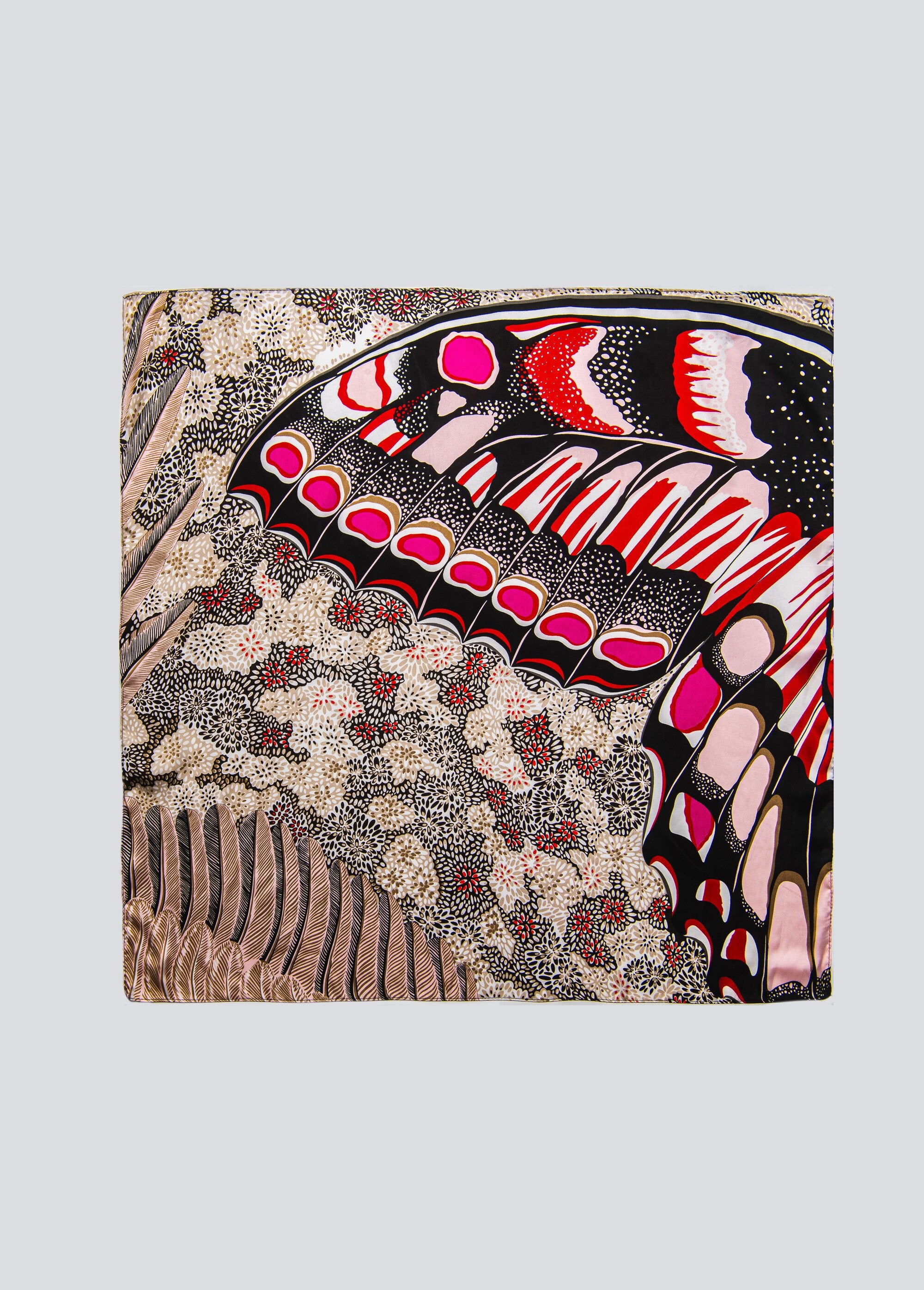 Fular_efecto_raso_estampado_mariposas_Negro_y_rosa_AP1_slim