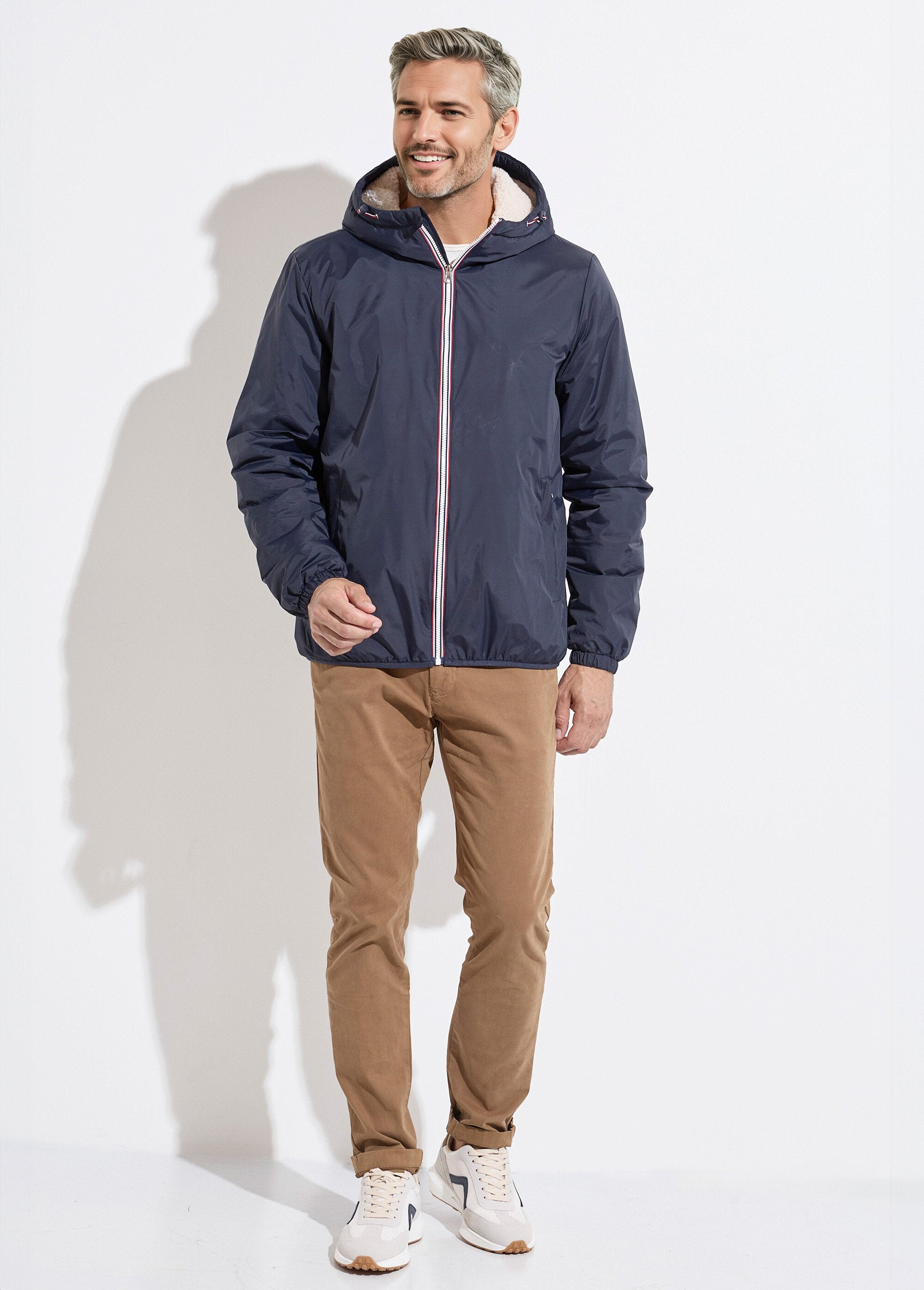 Parka_courte_chaude_fourrée_déperlante_Marine_et_ecru_SF1_slim