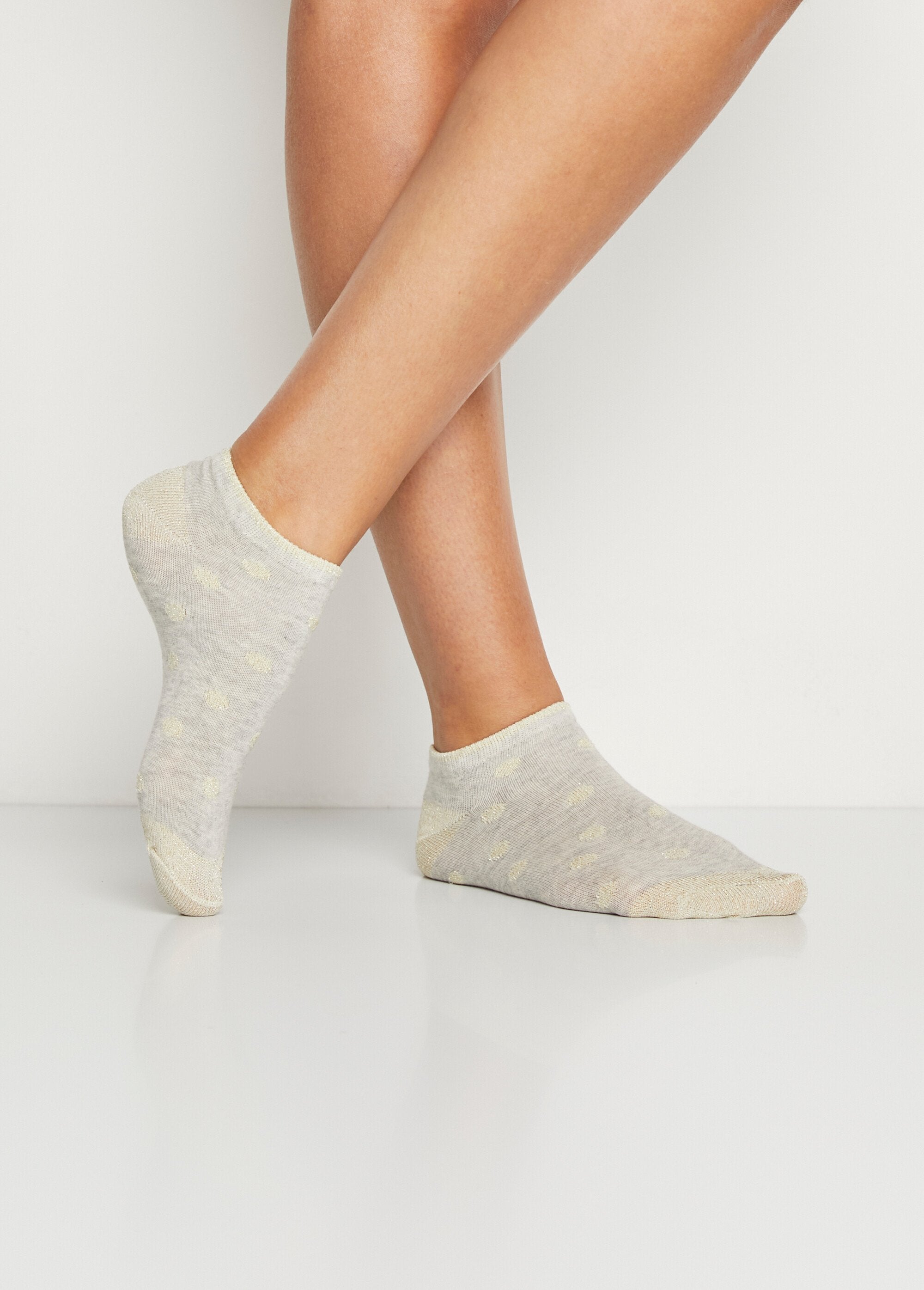 Calcetines_discretos_con_lurex_Lote_surtido_de_grises_3_DR1_slim