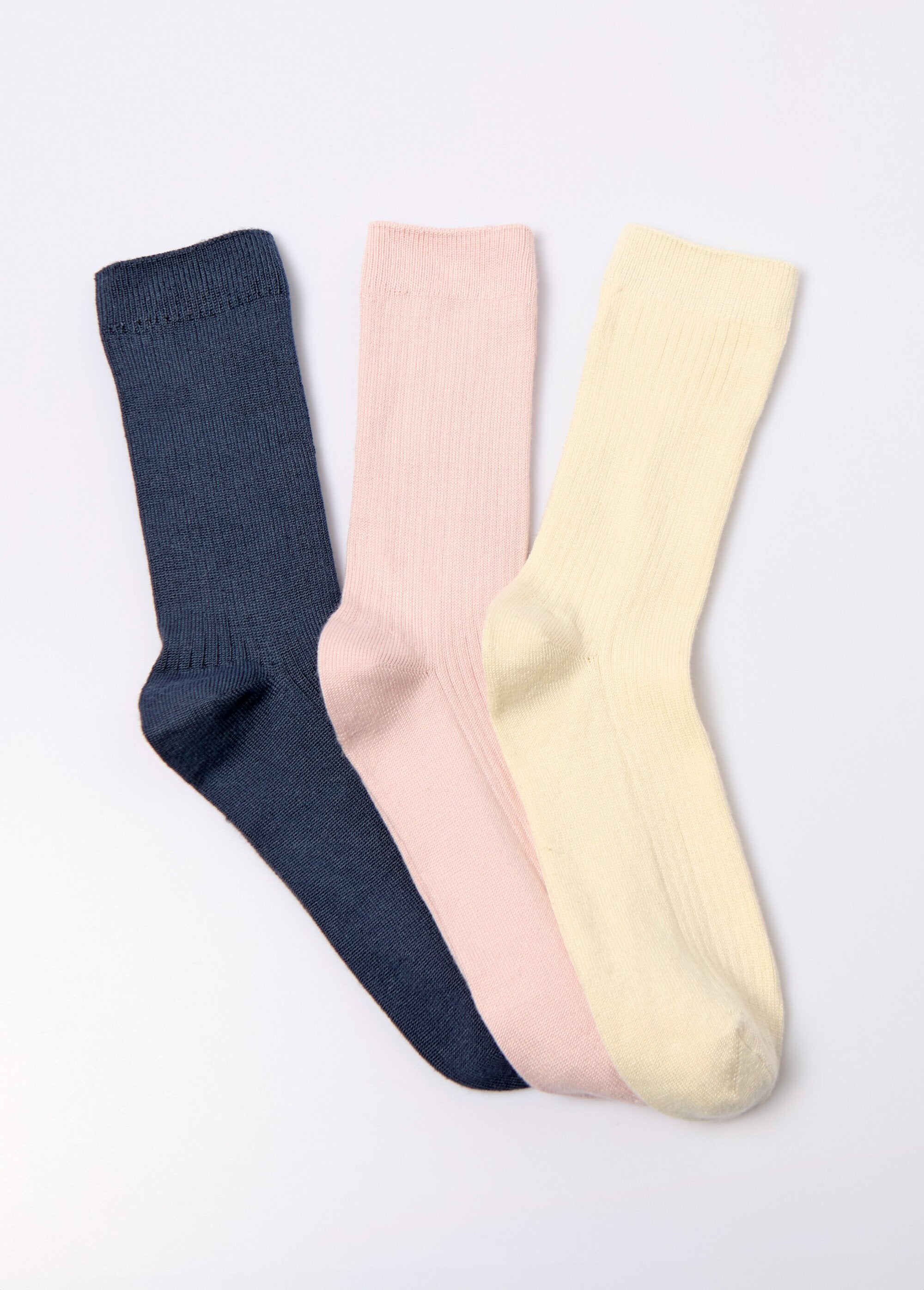 Paquete_de_3_calcetines_surtidos_de_canalé_fino_Lote_de_rosas_3_FA1_slim