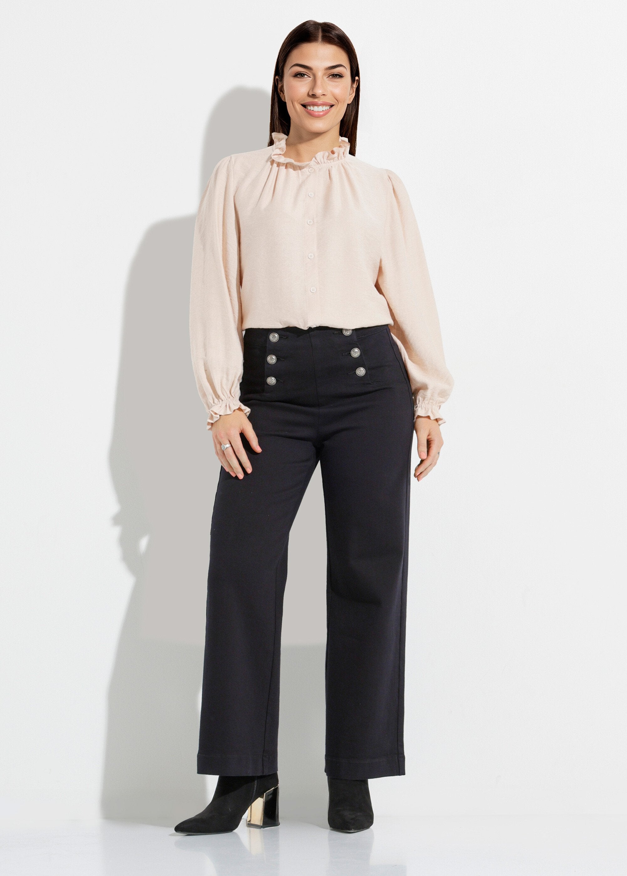 Vaqueros_con_botones_metálicos,_especial_PETITE_Negro_SF1_slim