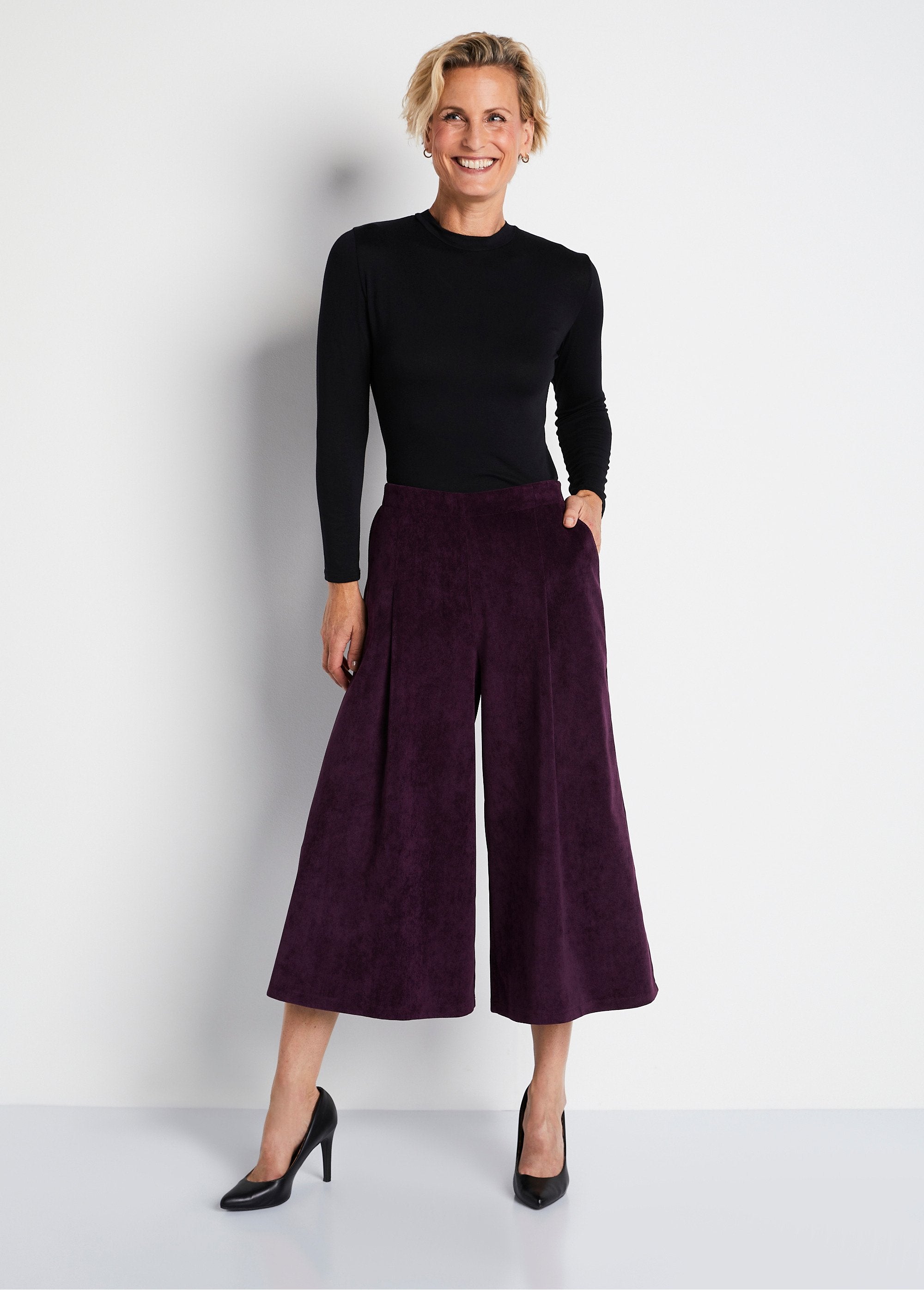 Pantalón_culotte_largo_milrayas_terciopelo_Ciruela_SF1_slim