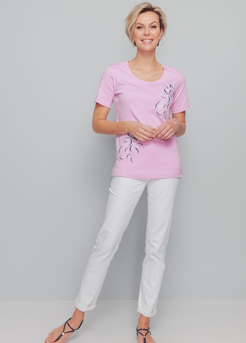 Camiseta_larga_con_bordado_de_flores_colocadas_Rosa_SF1_slim