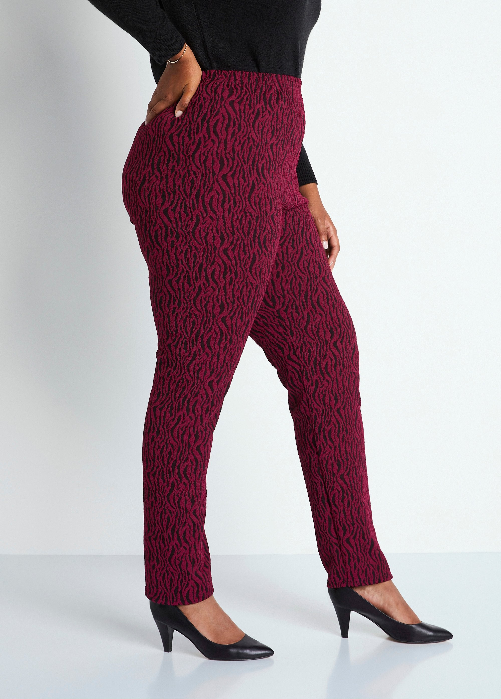 Leggings_de_punto_jacquard_con_cintura_elástica_cebra_burdeos_DR1_curvy