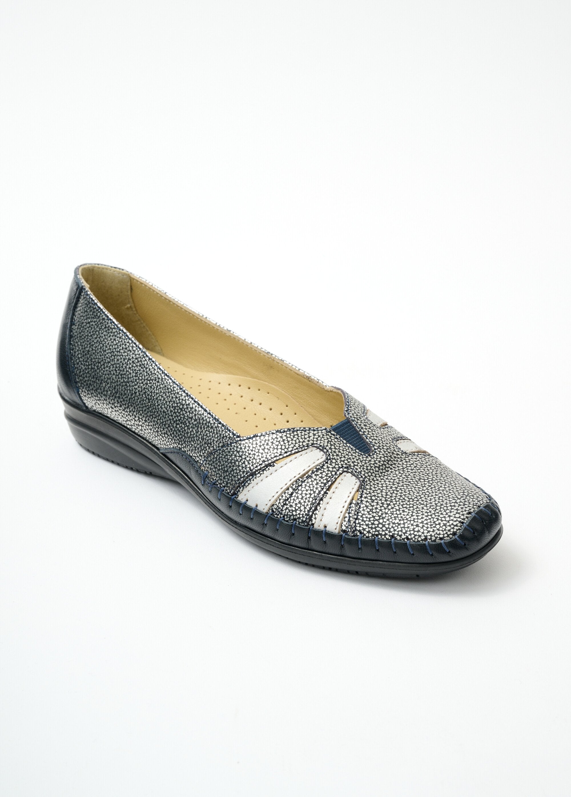 Mocasines_anchos_confort_de_piel_suave_Marina_FA1_slim