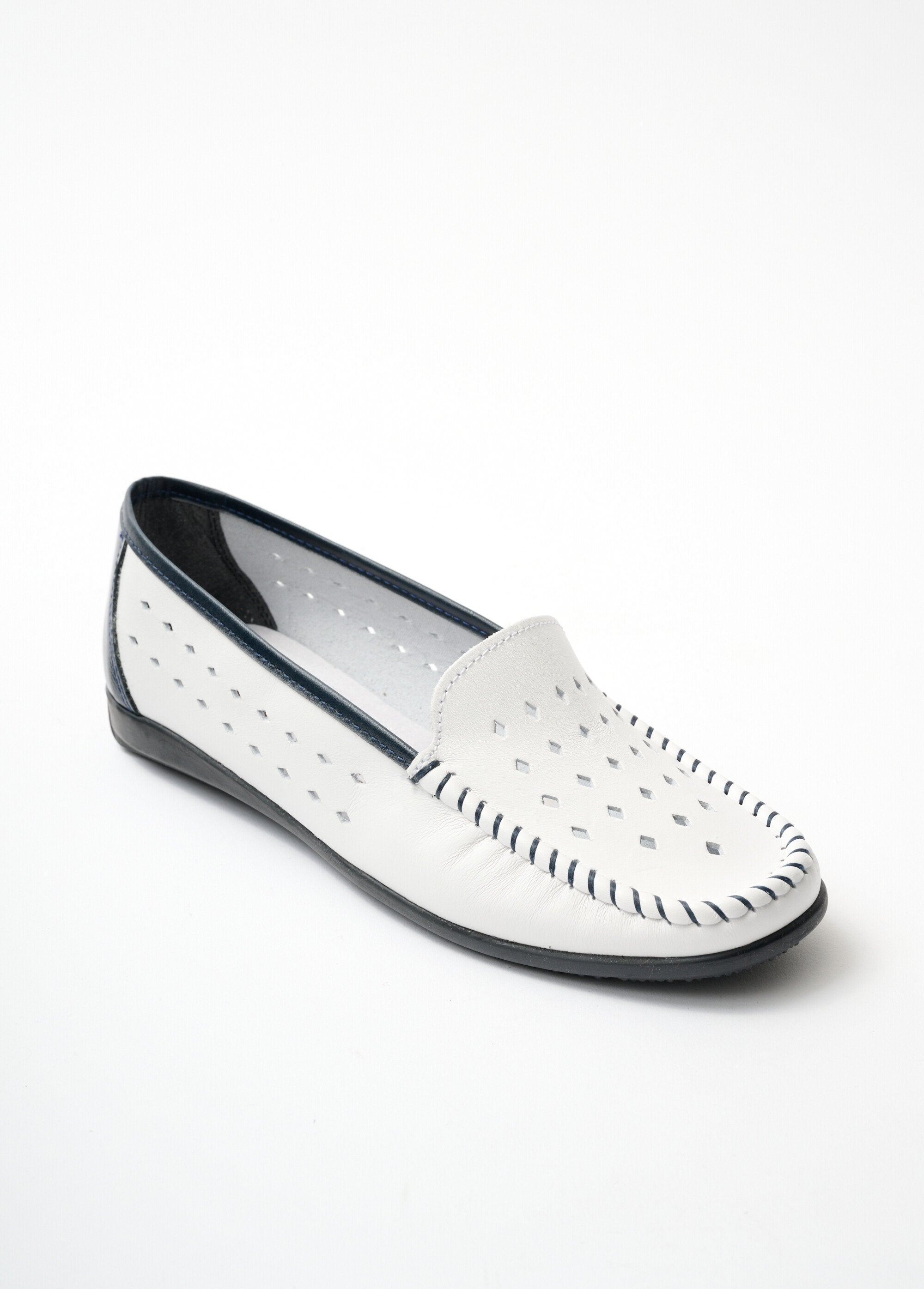 Mocasines_anchos_confort_de_piel_suave_Blanco,_Blanca_FA1_slim