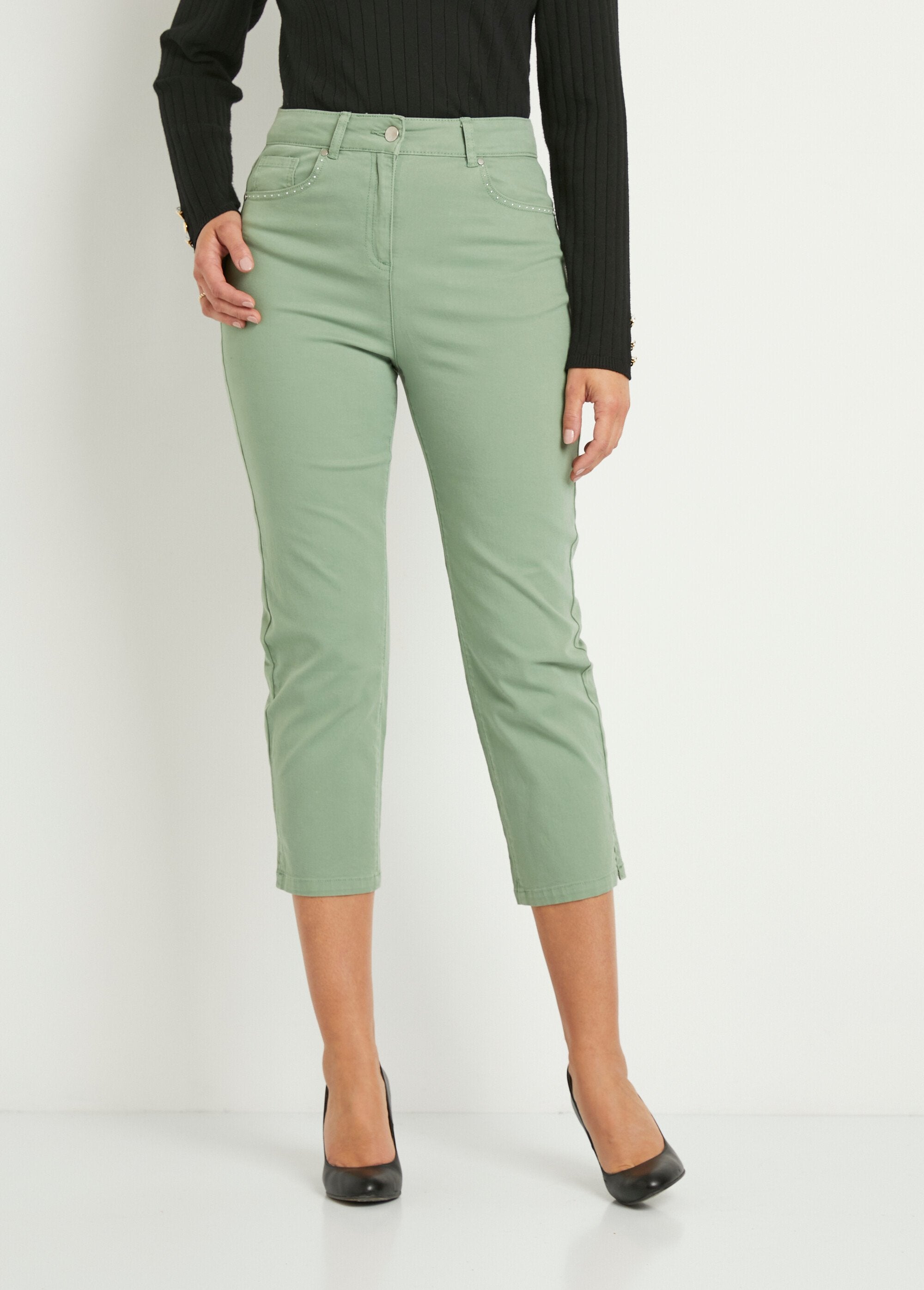 Pantalón_cropped_con_cinturón_elástico_y_5_bolsillos_verde_agua_FA1_slim