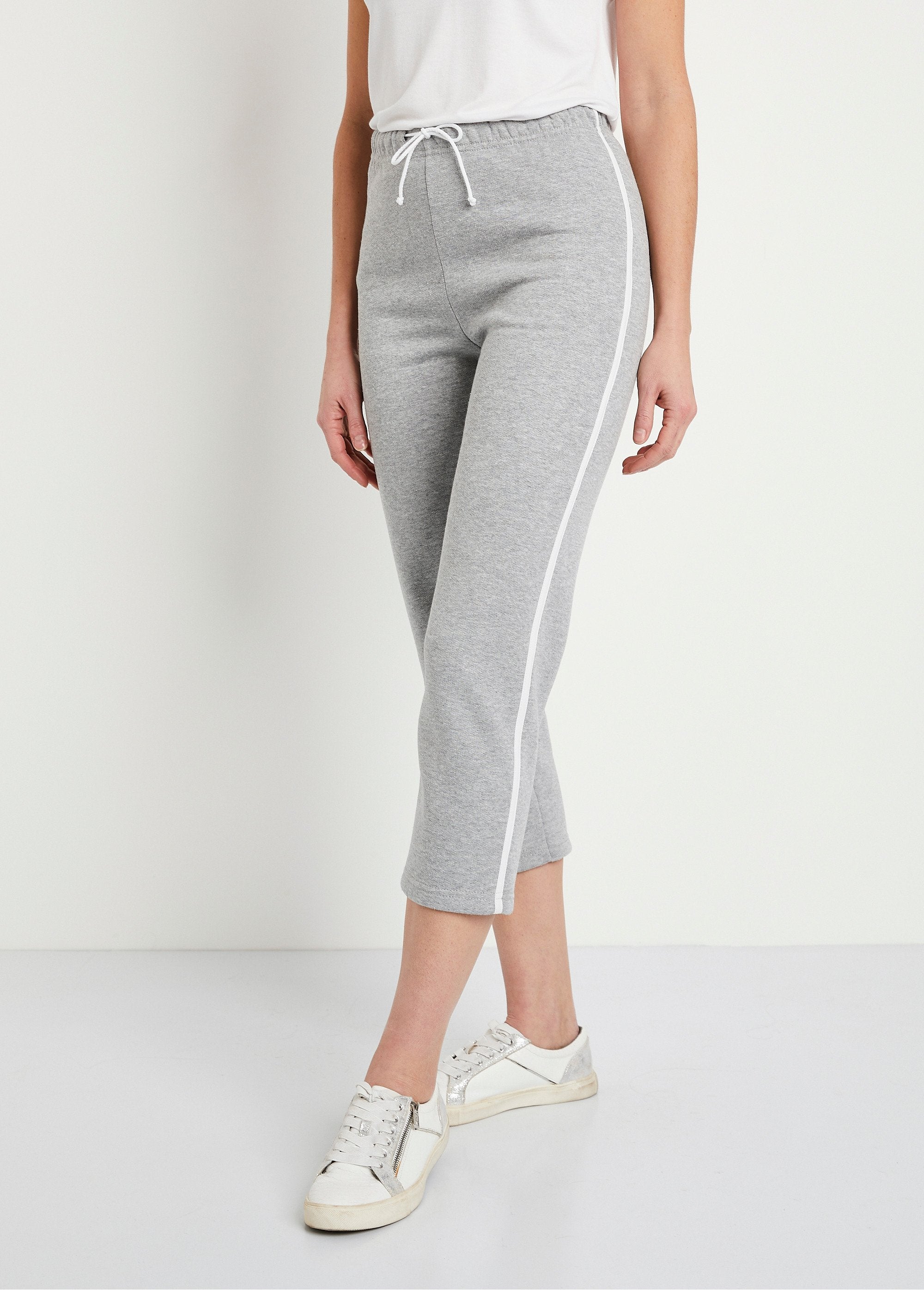 Pantalones_cortos_de_estar_por_casa_con_rayas_laterales_Gris_jaspeado_FA1_slim