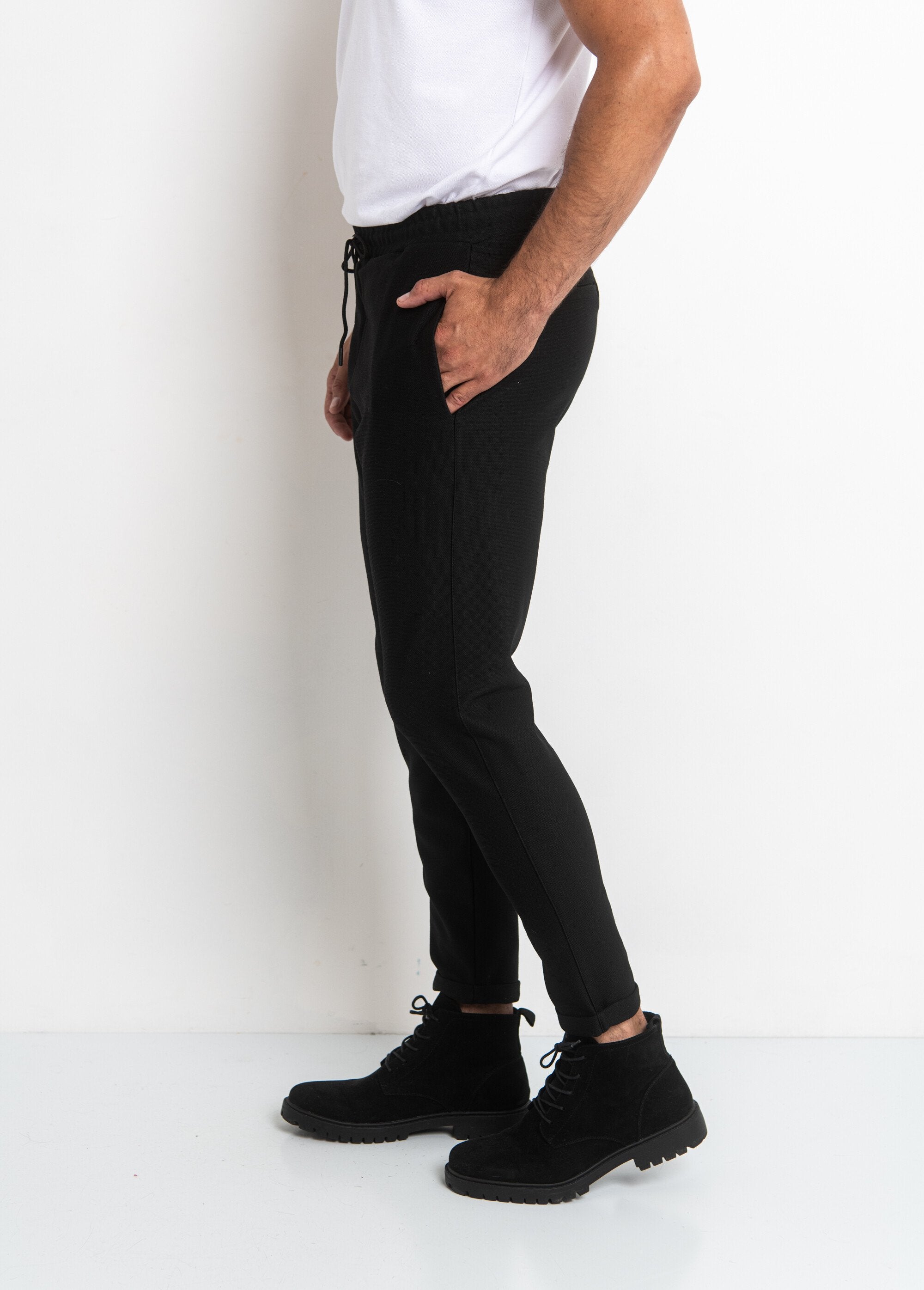 Pantalón_de_punto_piqué,_corte_entallado_Negro_GA1_slim