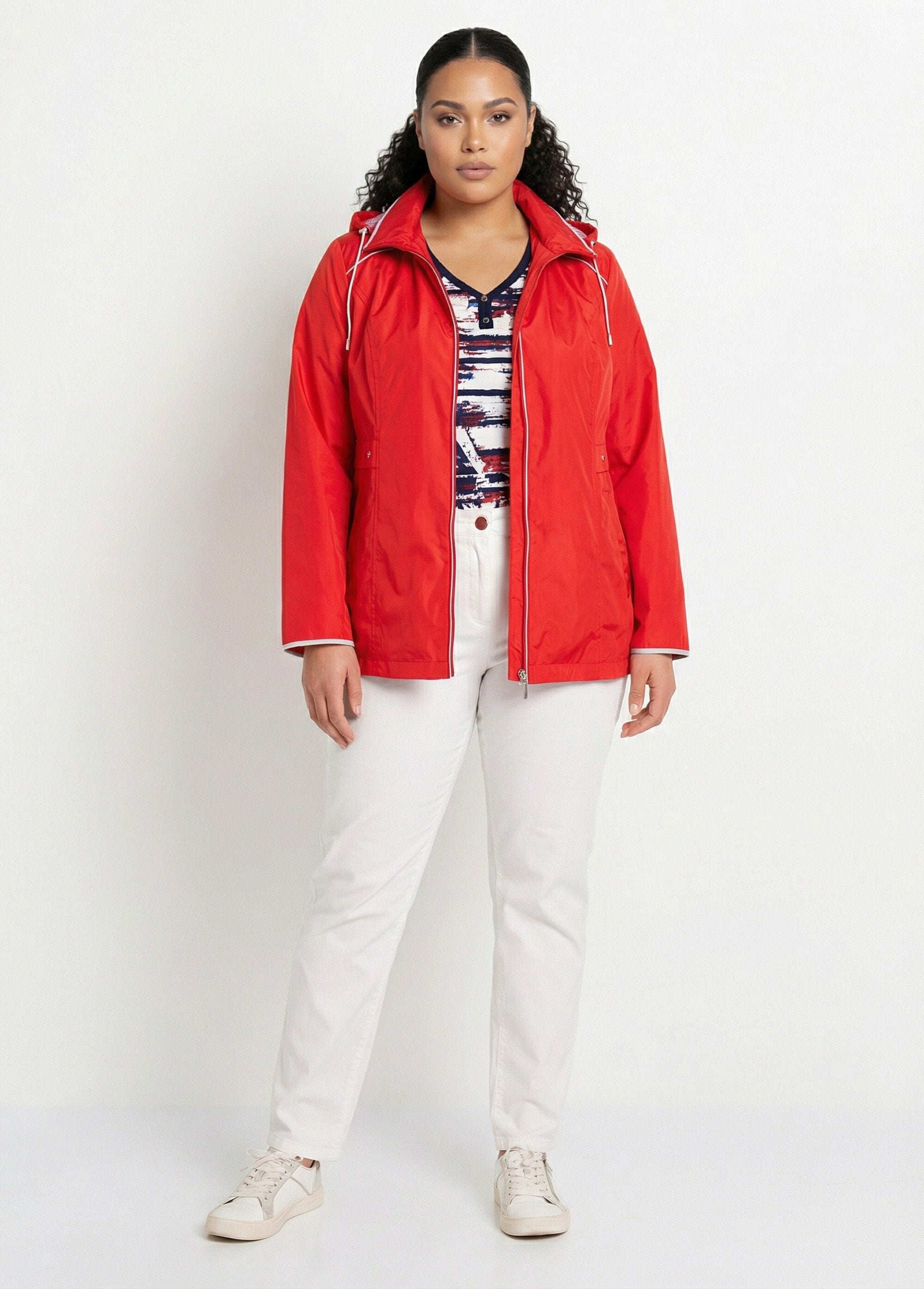 Parka_corta_ligera_con_cremallera_y_capucha_Rojo_SF1_curvy