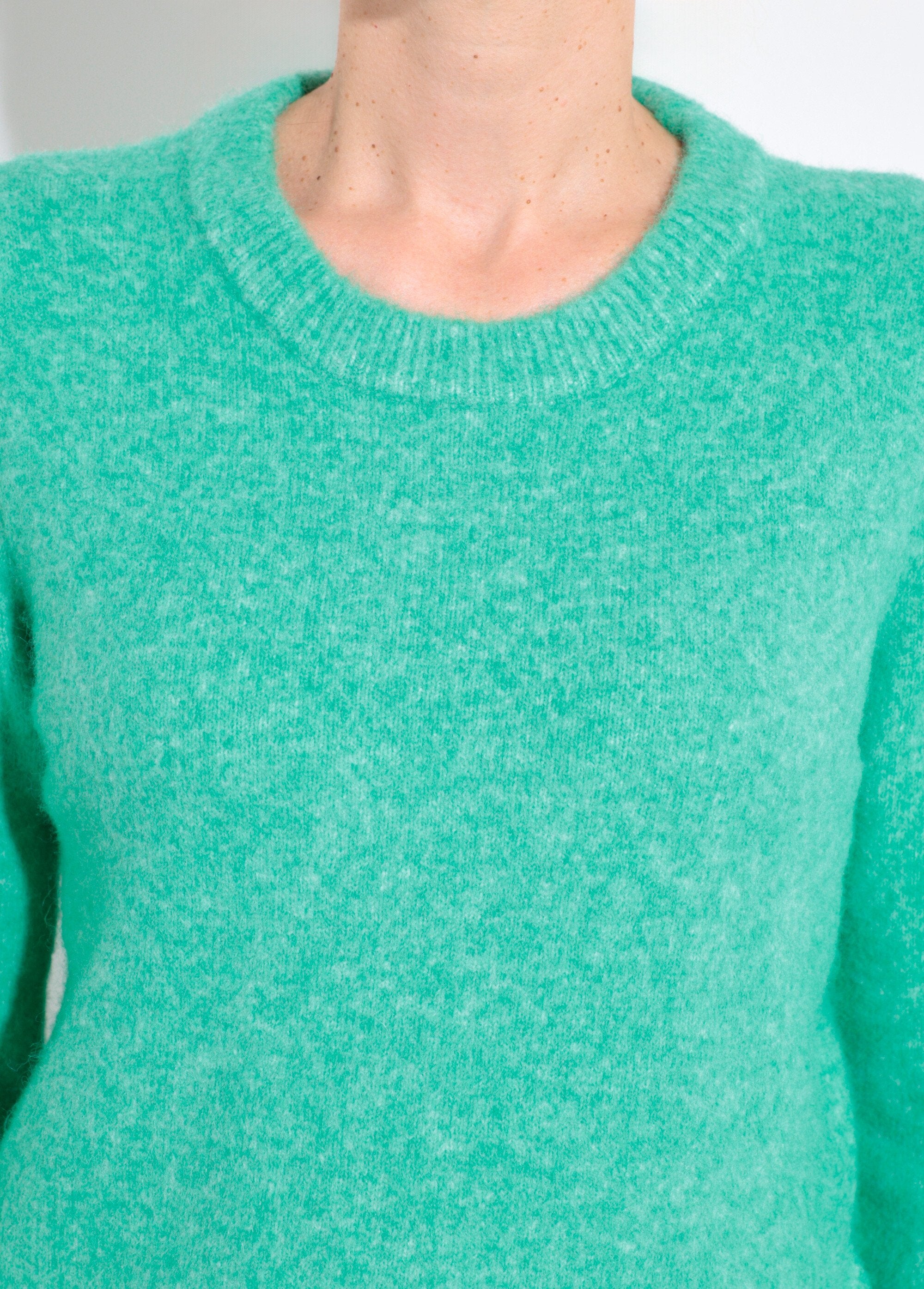 Suéter_cálido_y_esponjoso_de_lana_con_cuello_redondo_Verde_DE1_slim
