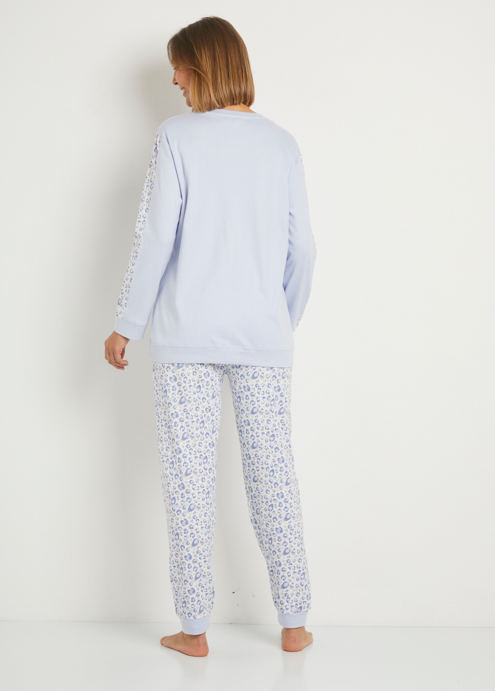 Pijama_de_algodón_interlock_de_manga_larga_Azul_y_estampado_DO1_slim