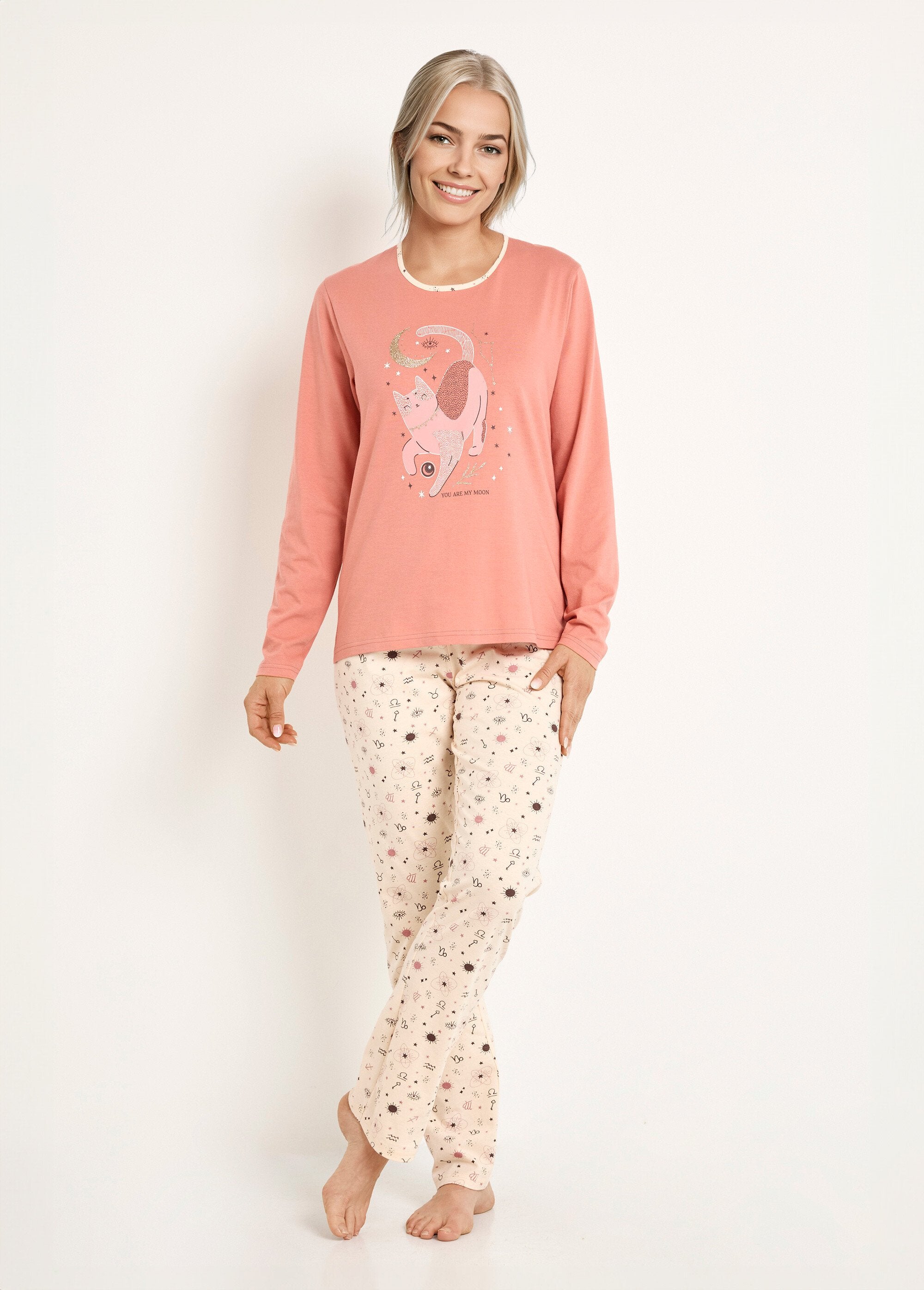 Pijama_de_algodón_de_manga_larga_Terracota_y_crudo_FA1_slim