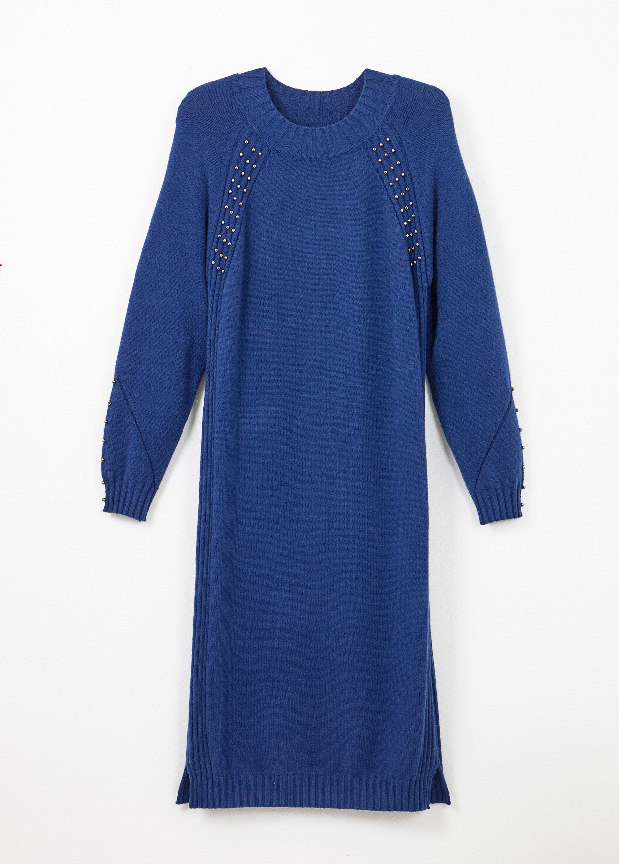 Vestido_de_jersey_de_cuello_alto_con_detalles_de_canalé_con_cuentas_Azul_AP1_slim