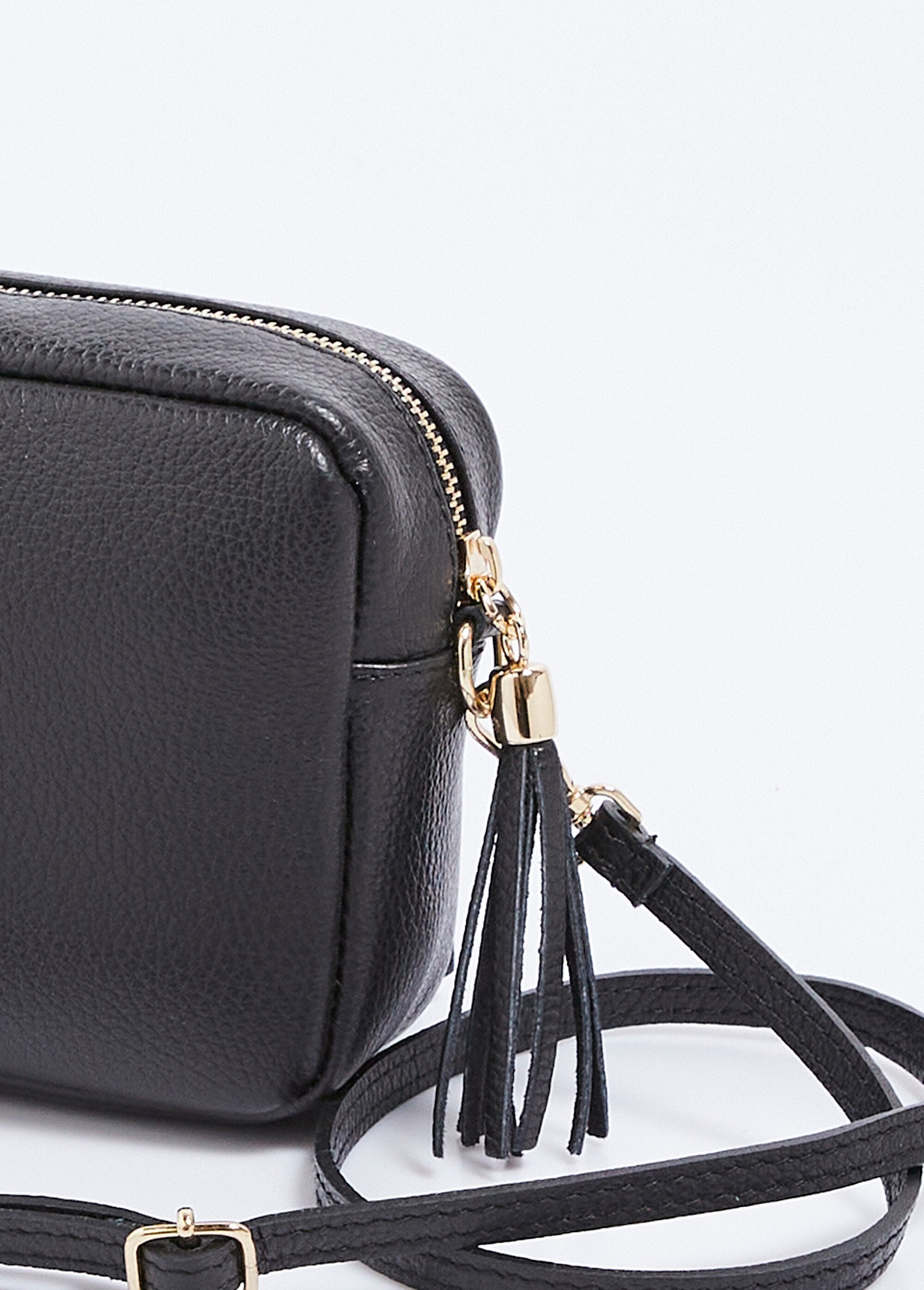 Bolso_de_hombro_rectangular_con_cremallera_en_piel_granulada_Negro_DE1_slim