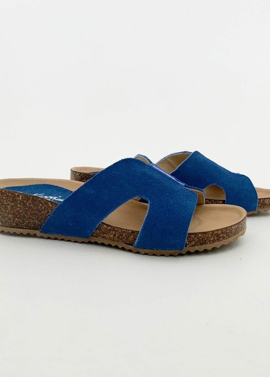 Sandalias_azules_con_detalle_de_carey_en_la_parte_delantera_Bleu_DE1_slim