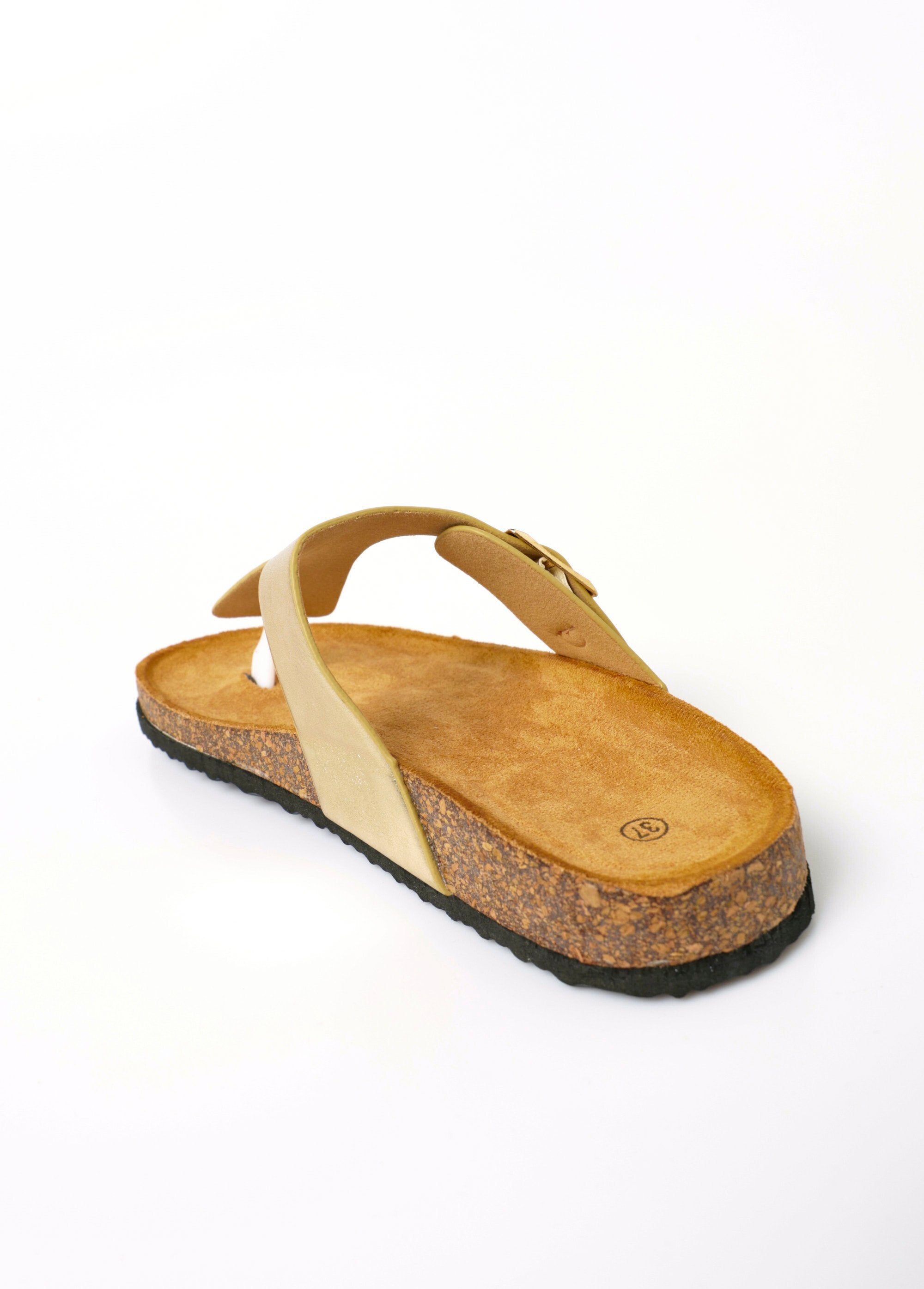 Sandalias_con_puntera_y_suela_ergonómica_Dorado_DO1_slim