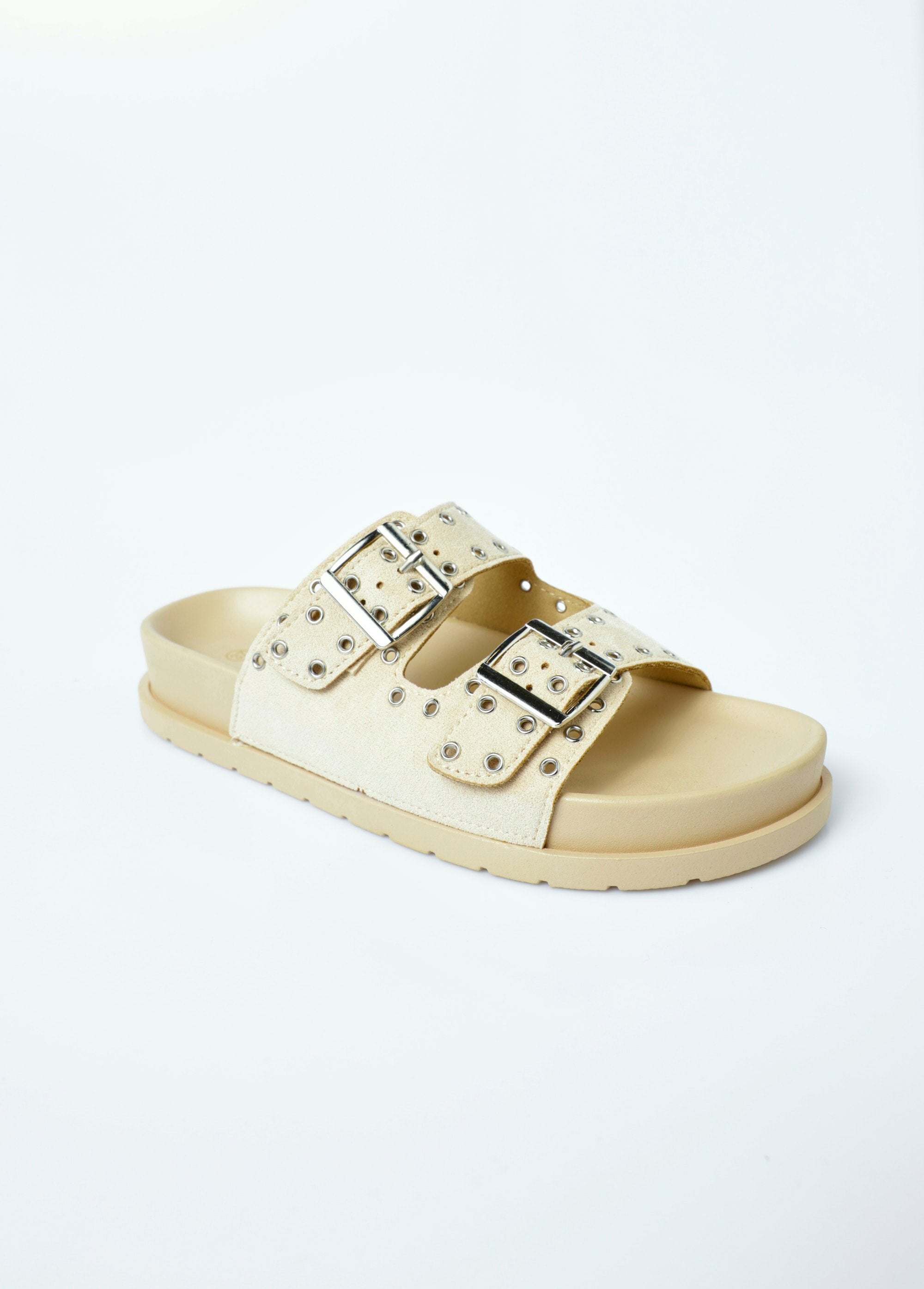 Sandalias_ergonómicas_con_hebillas_y_remaches._Beige_FA1_slim