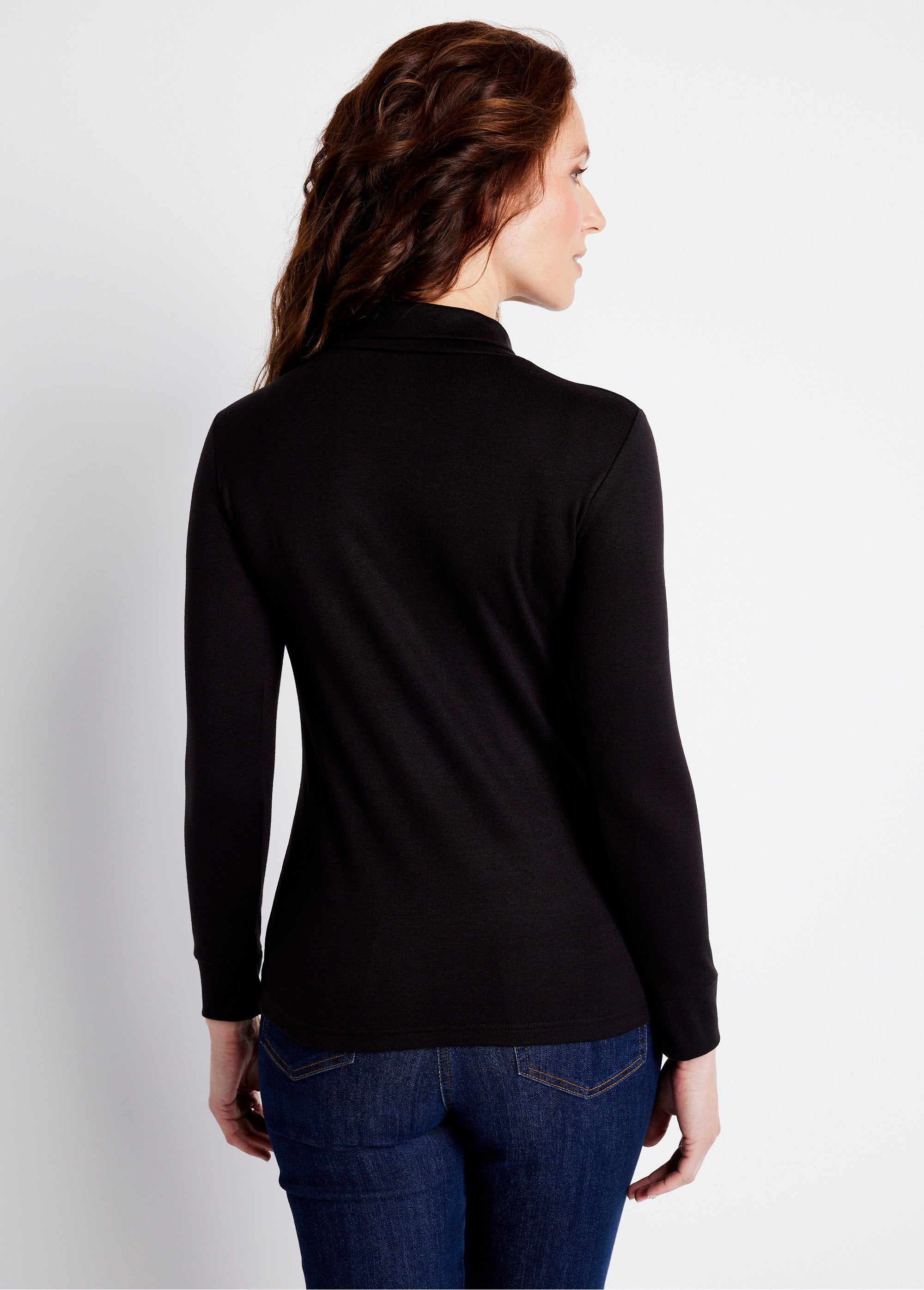 Cálida_camiseta_interior_de_punto_interlock_liso_con_cuello_alto_Negro_DO1_slim