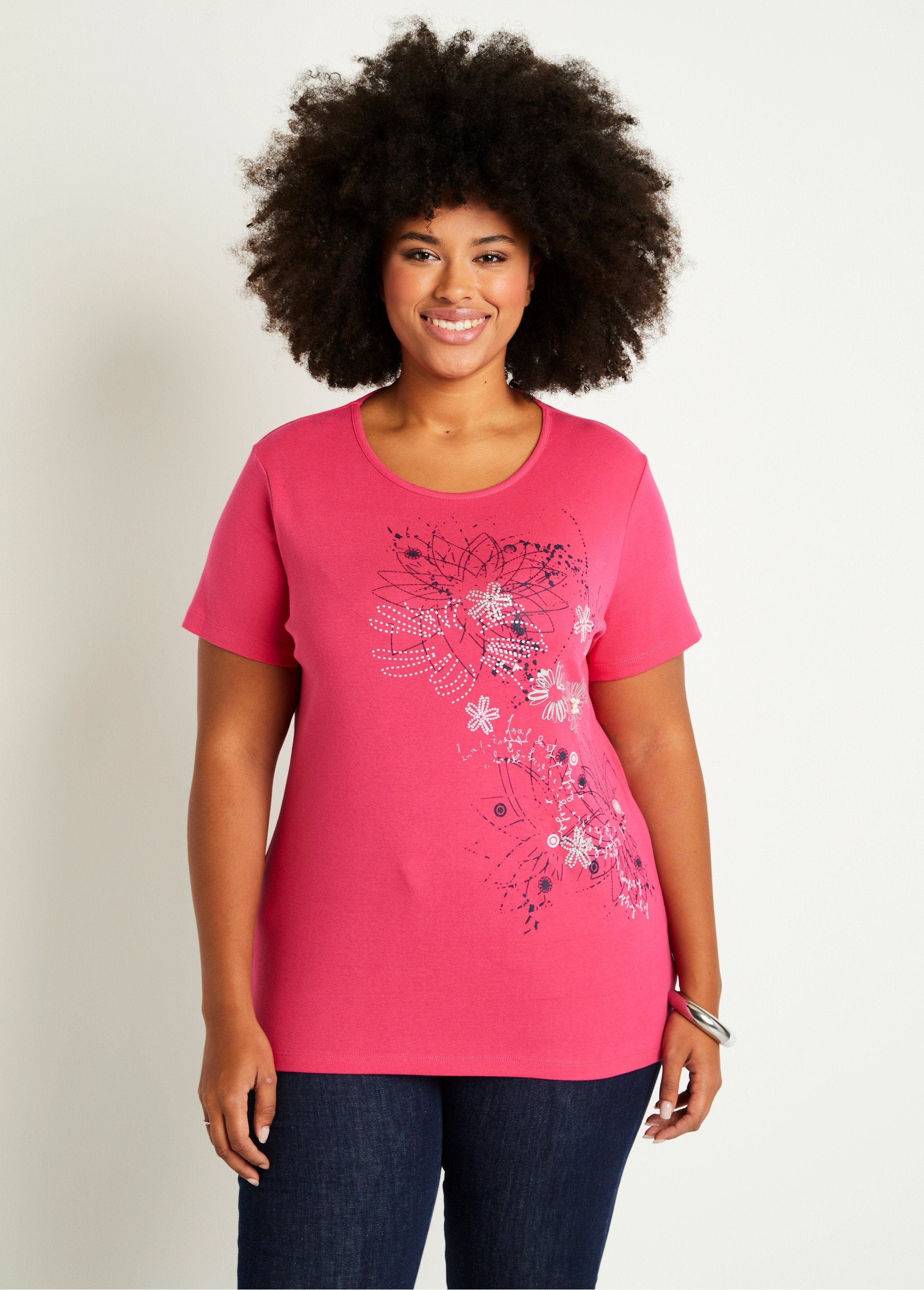 Camiseta_larga_de_estampado_floral_con_aberturas_laterales_Fucsia_FA1_curvy