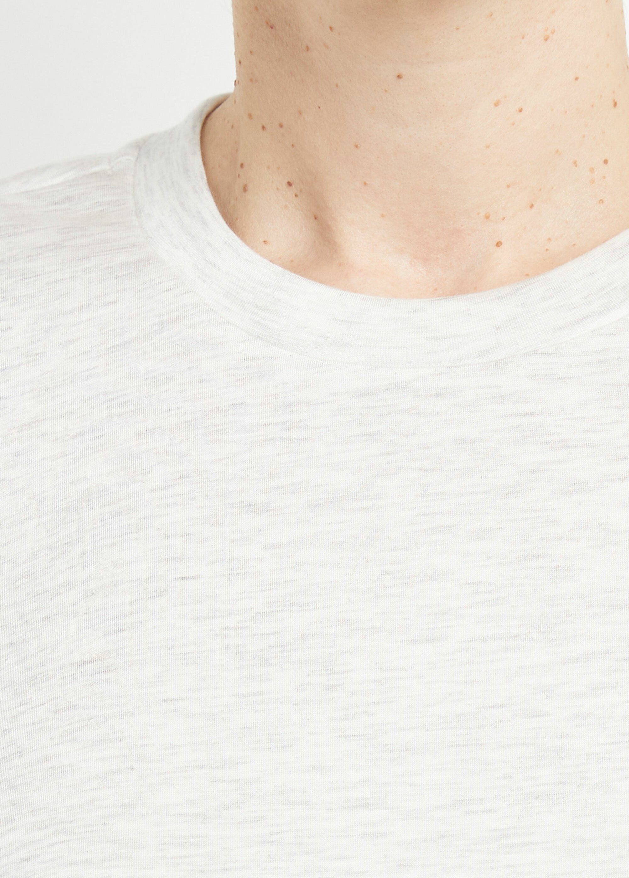 Camiseta_holgada_de_manga_corta_elástica_Gris_chine_DE1_slim