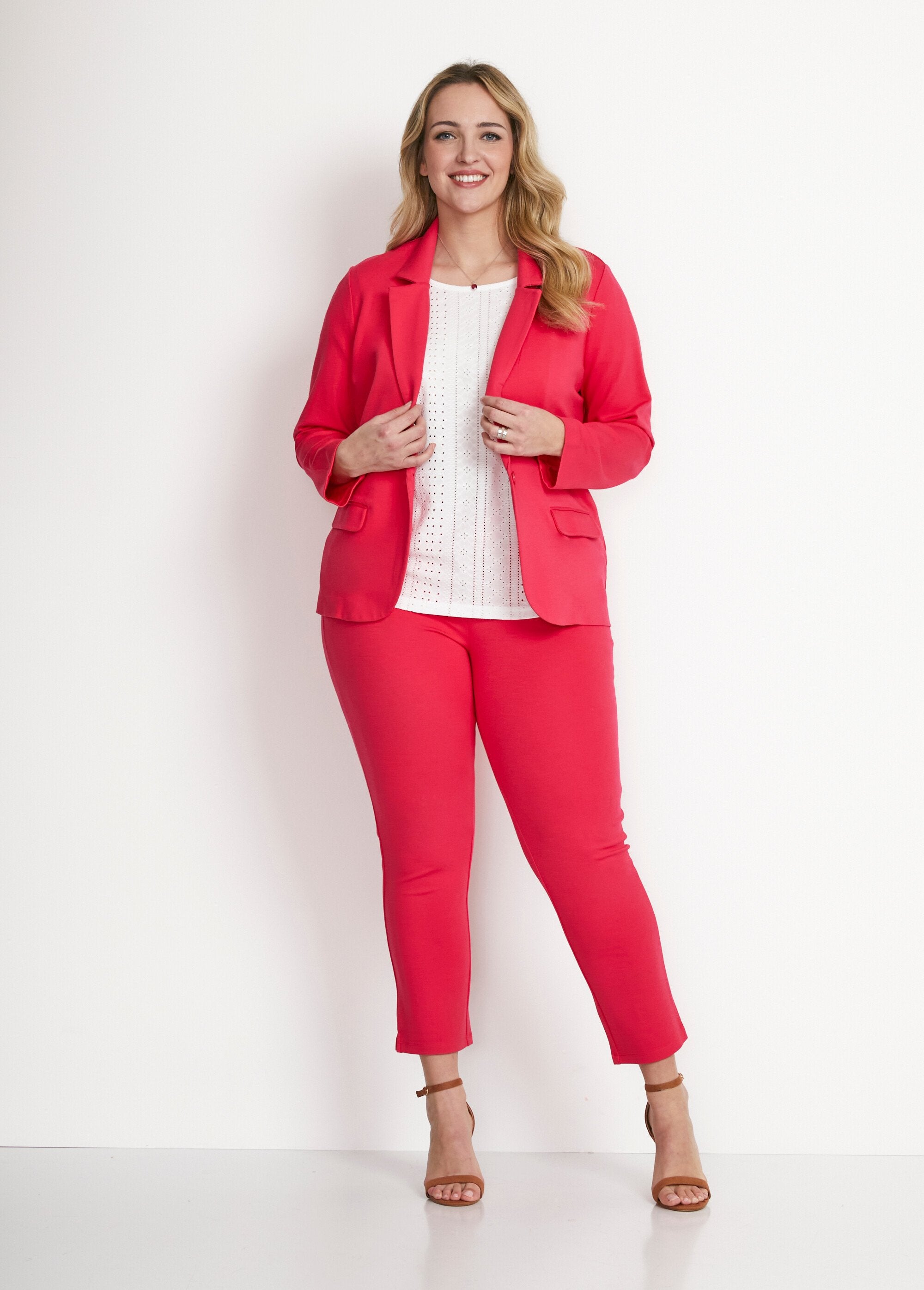 Chaqueta_punto_recta_botones_Rosa_SF1_curvy