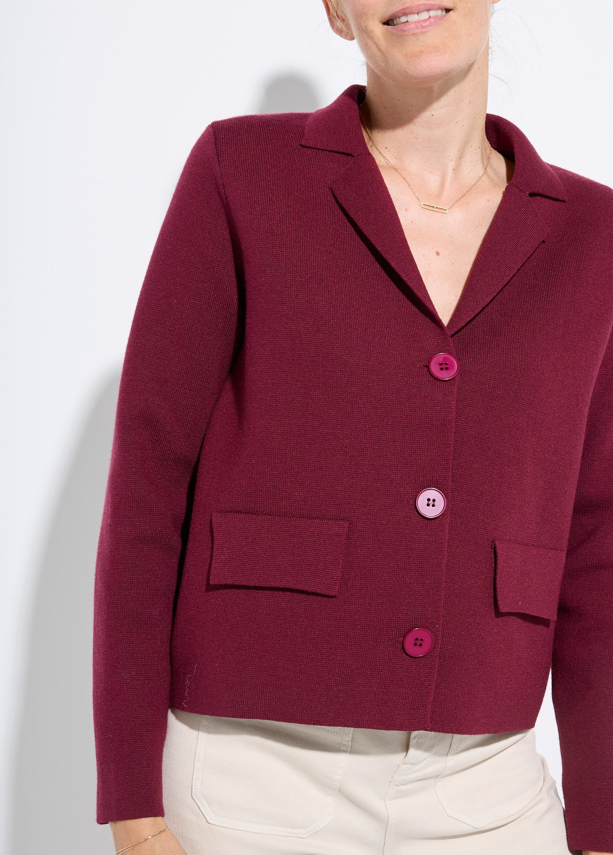 Chaqueta_corta_de_jacquard_lisa_con_cuello_sastre_Burdeos_DE1_slim